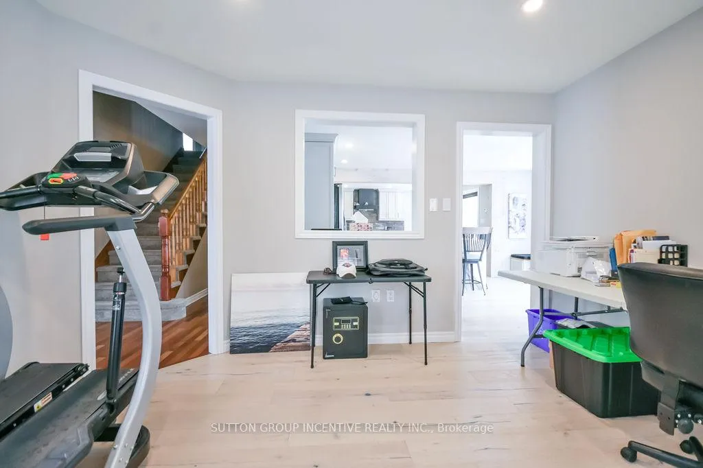 Photo 6 of 36 Nicklaus Drive, Barrie, East Bayfield — HOMEH