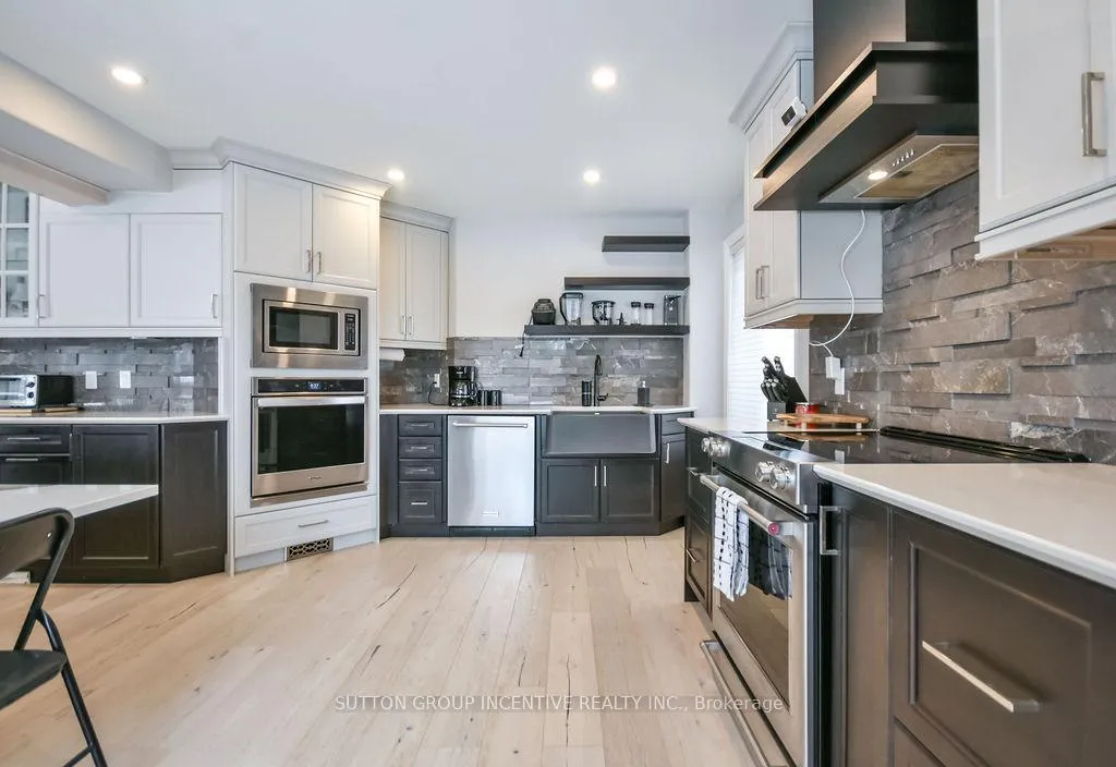 Photo 19 of 36 Nicklaus Drive, Barrie, East Bayfield — HOMEH