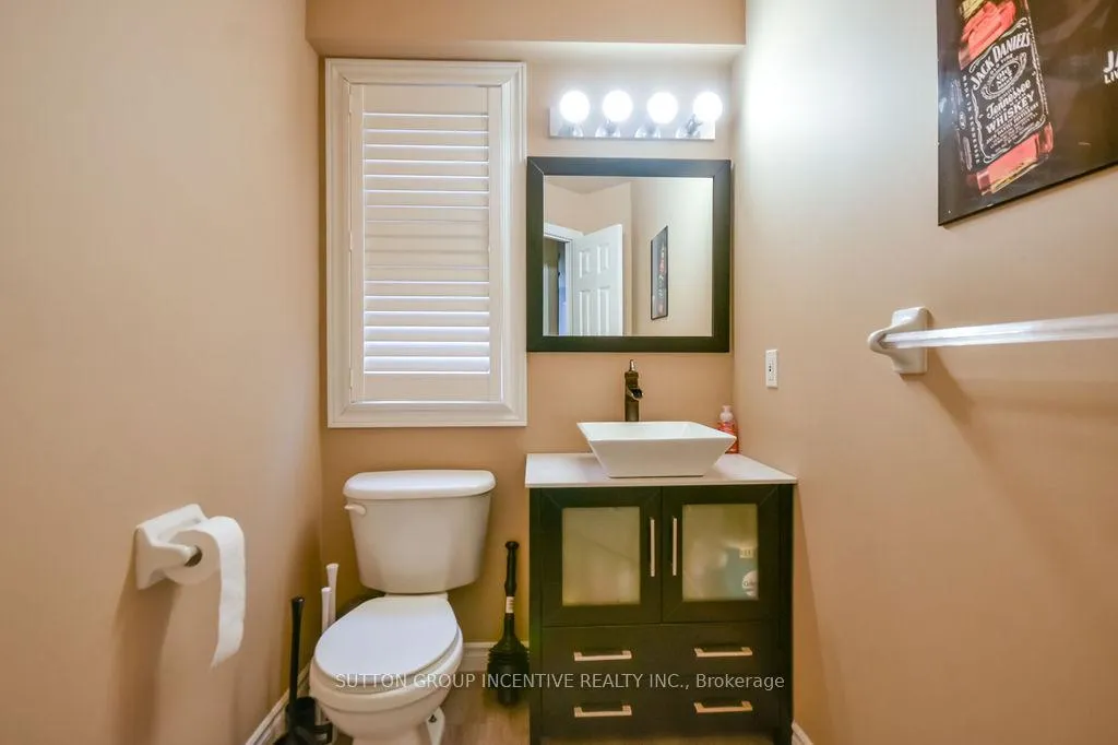 Photo 21 of 36 Nicklaus Drive, Barrie, East Bayfield — HOMEH