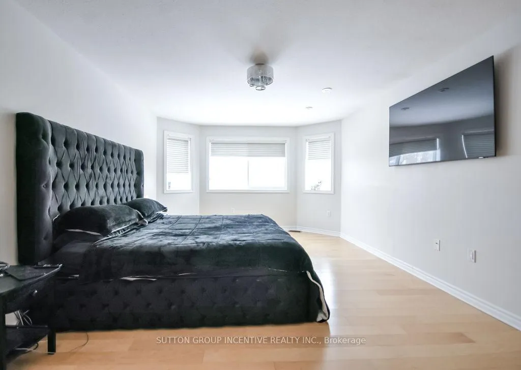 Photo 26 of 36 Nicklaus Drive, Barrie, East Bayfield — HOMEH