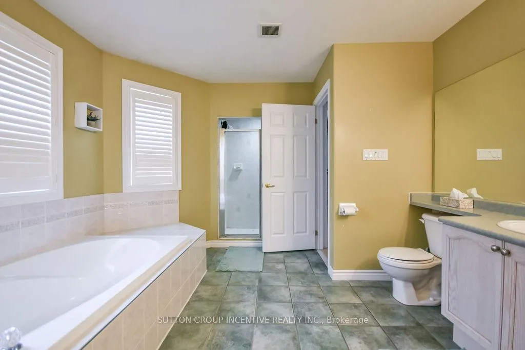 Photo 29 of 36 Nicklaus Drive, Barrie, East Bayfield — HOMEH