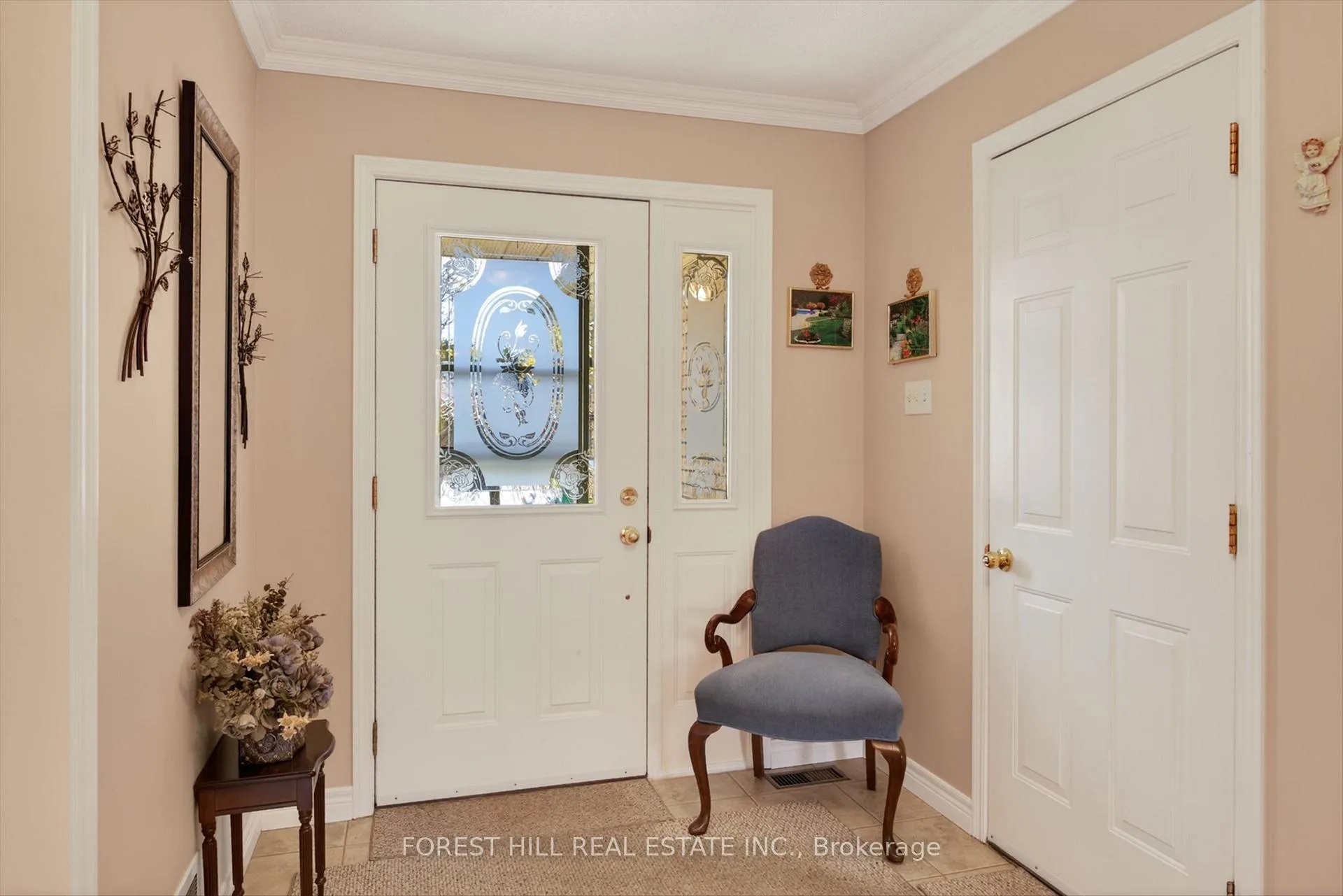 Photo 5 of 2212 Lorraine Drive, Peterborough, Northcrest Ward 5 — HOMEH