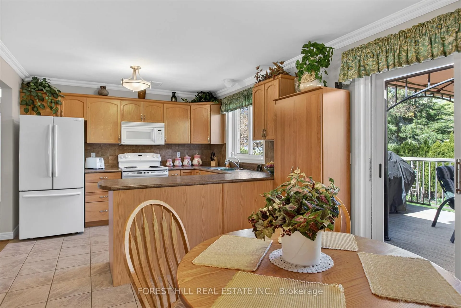 Photo 16 of 2212 Lorraine Drive, Peterborough, Northcrest Ward 5 — HOMEH