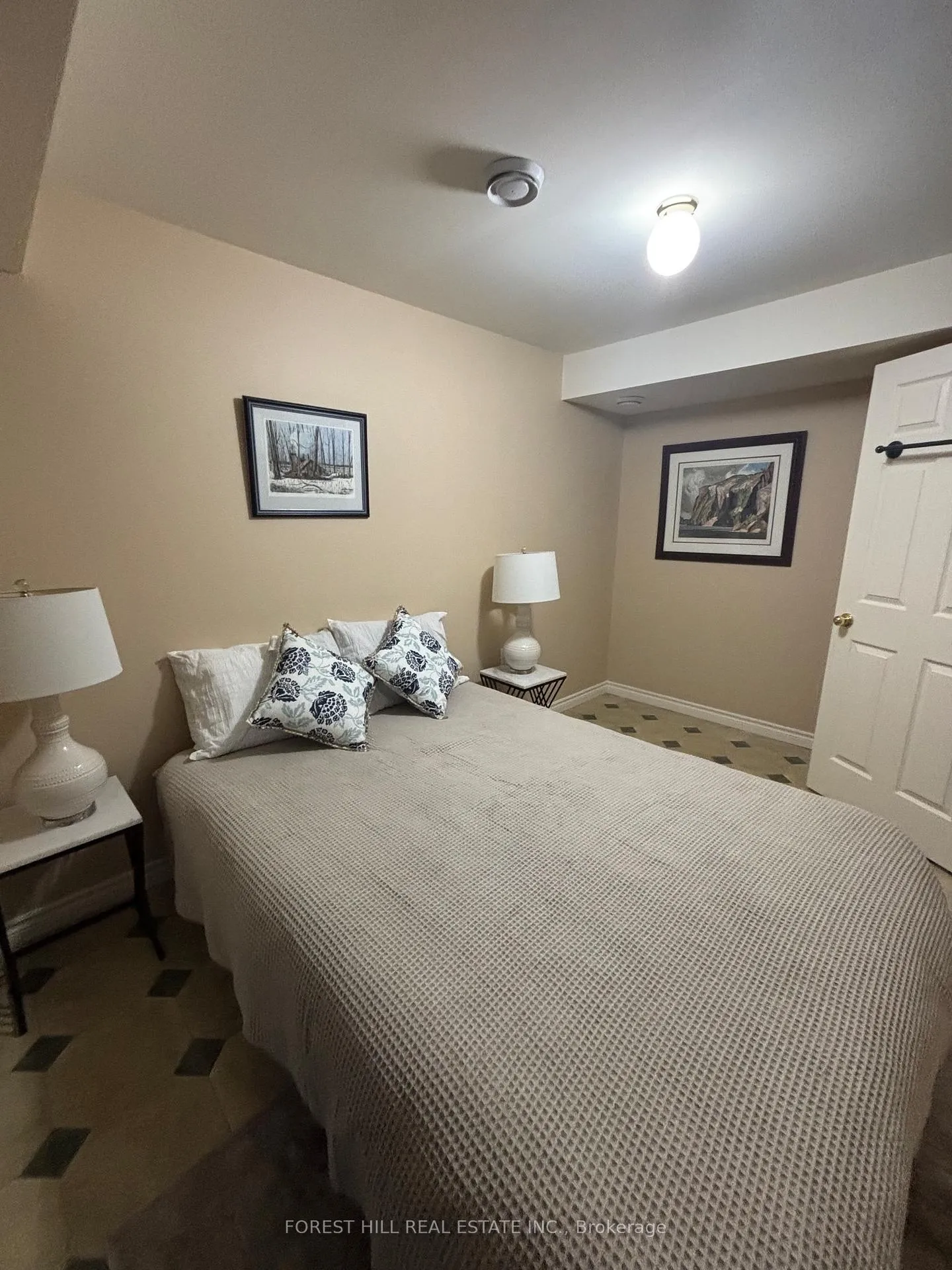 Photo 33 of 2212 Lorraine Drive, Peterborough, Northcrest Ward 5 — HOMEH
