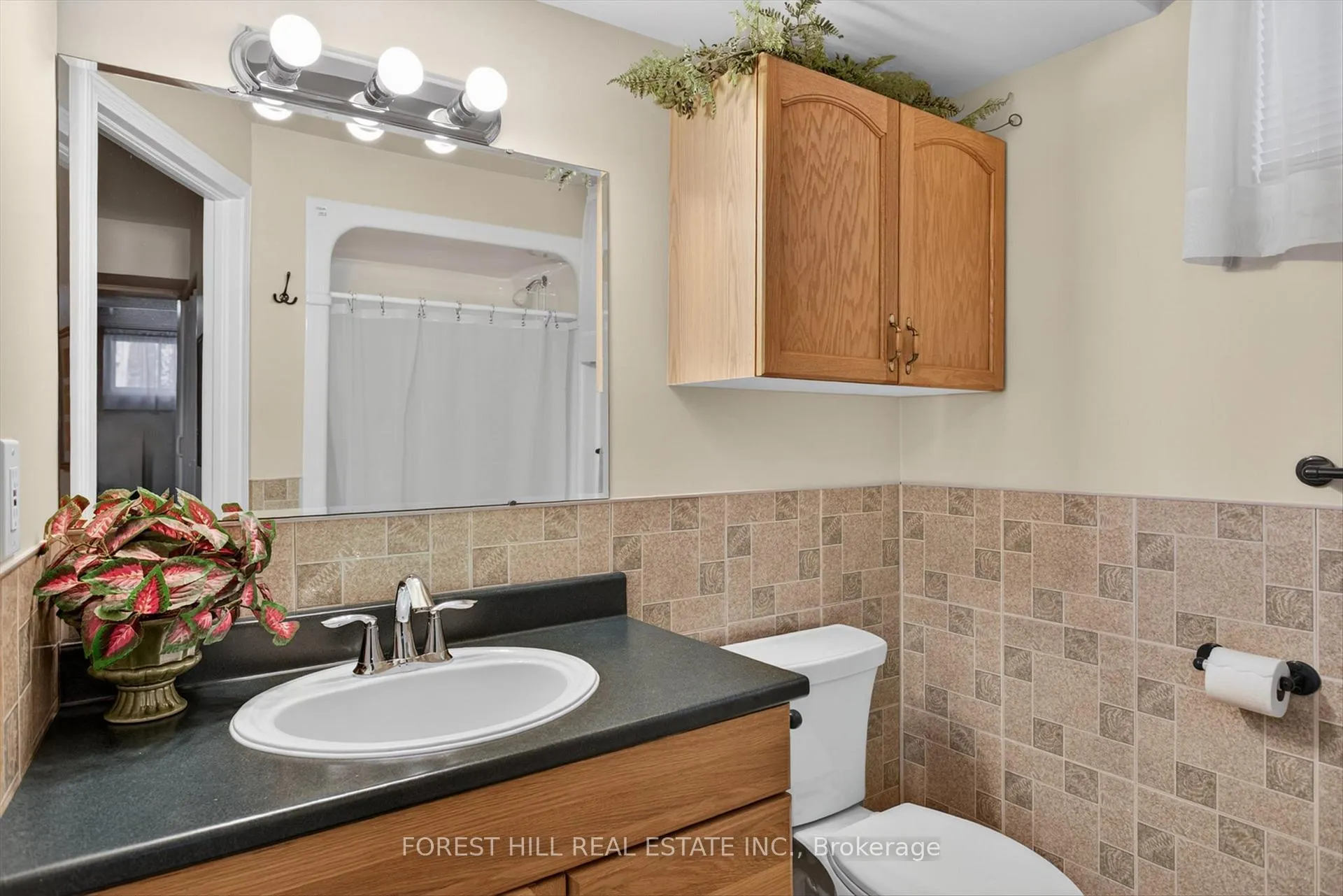 Photo 34 of 2212 Lorraine Drive, Peterborough, Northcrest Ward 5 — HOMEH