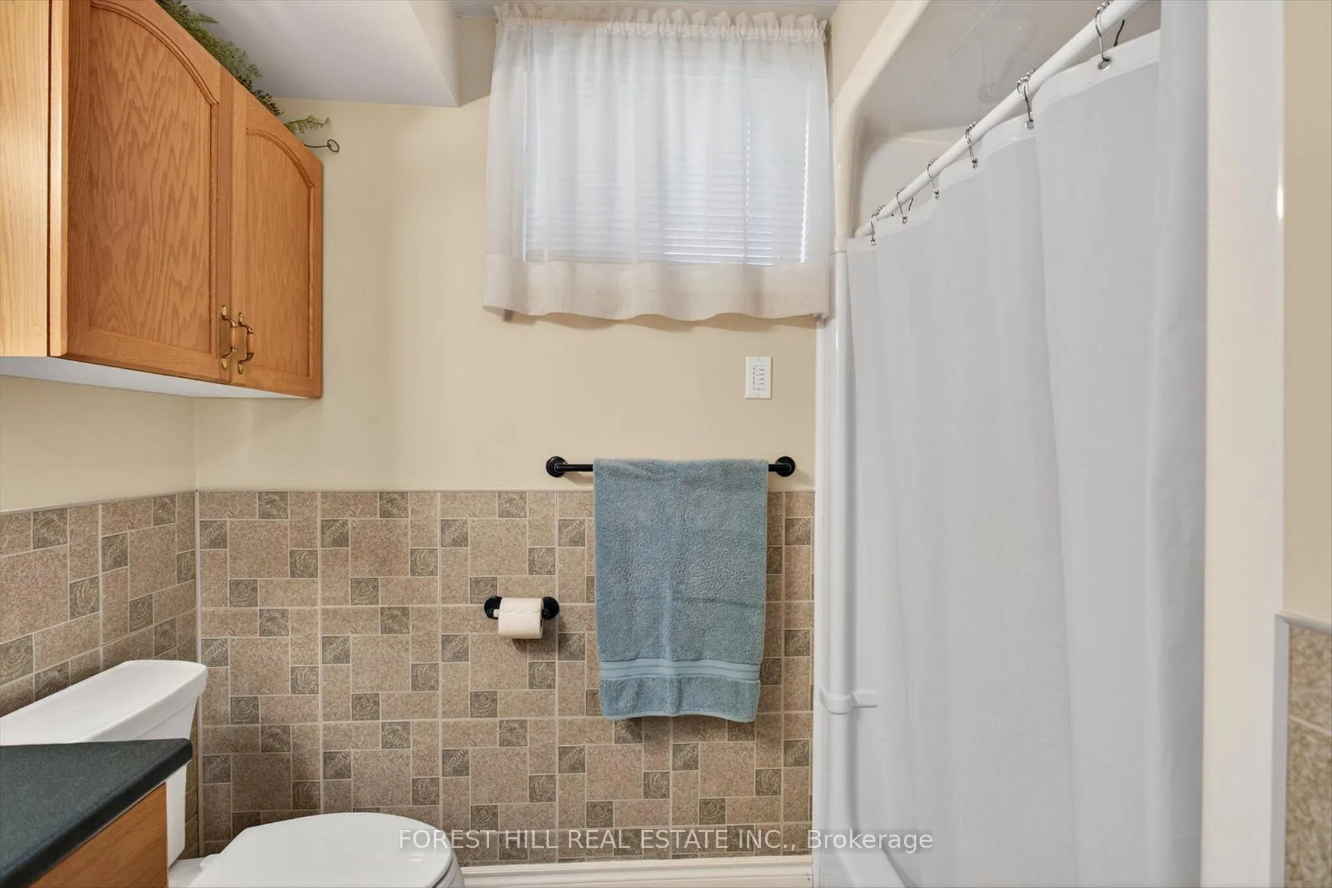 Photo 35 of 2212 Lorraine Drive, Peterborough, Northcrest Ward 5 — HOMEH