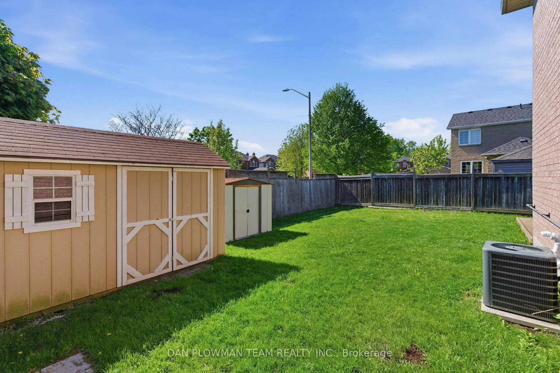 Photo 31 of 69 John Walter Crescent, Clarington, Courtice — HOMEH