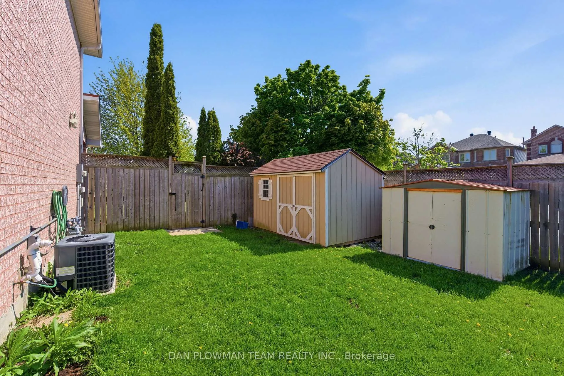 Photo 33 of 69 John Walter Crescent, Clarington, Courtice — HOMEH