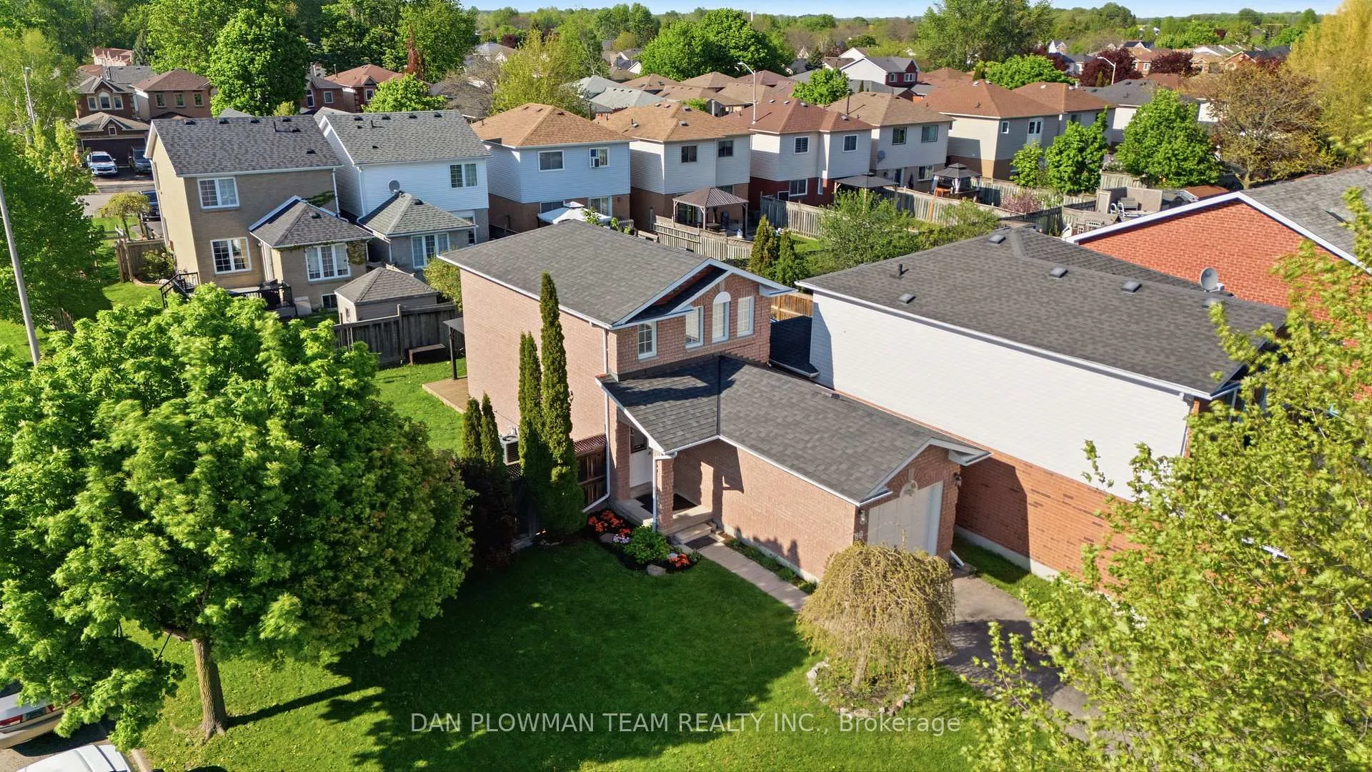 Photo 40 of 69 John Walter Crescent, Clarington, Courtice — HOMEH