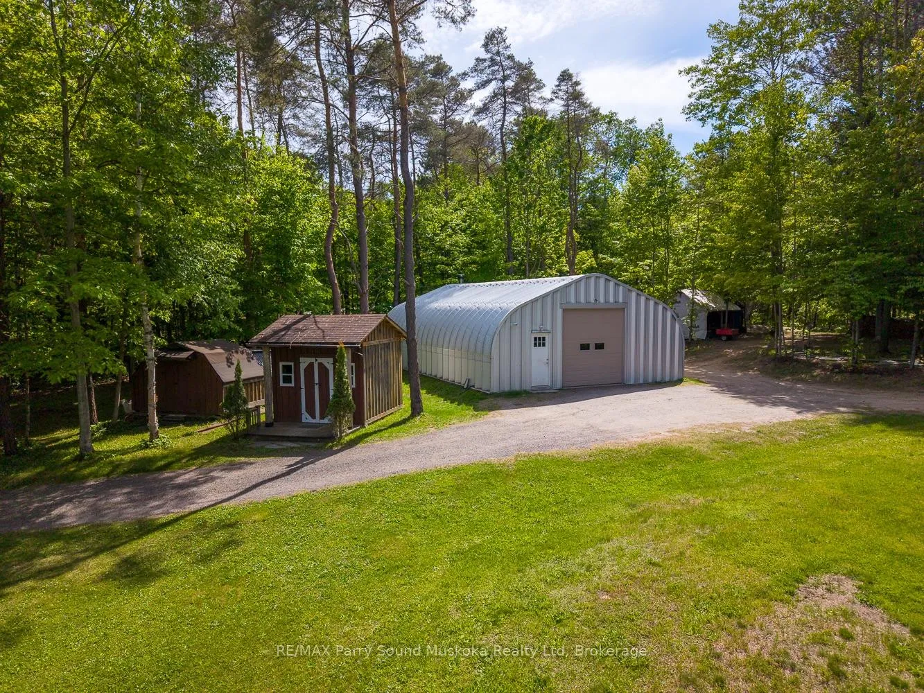Photo 4 of 203 Horseshoe Lake Road, Seguin — HOMEH
