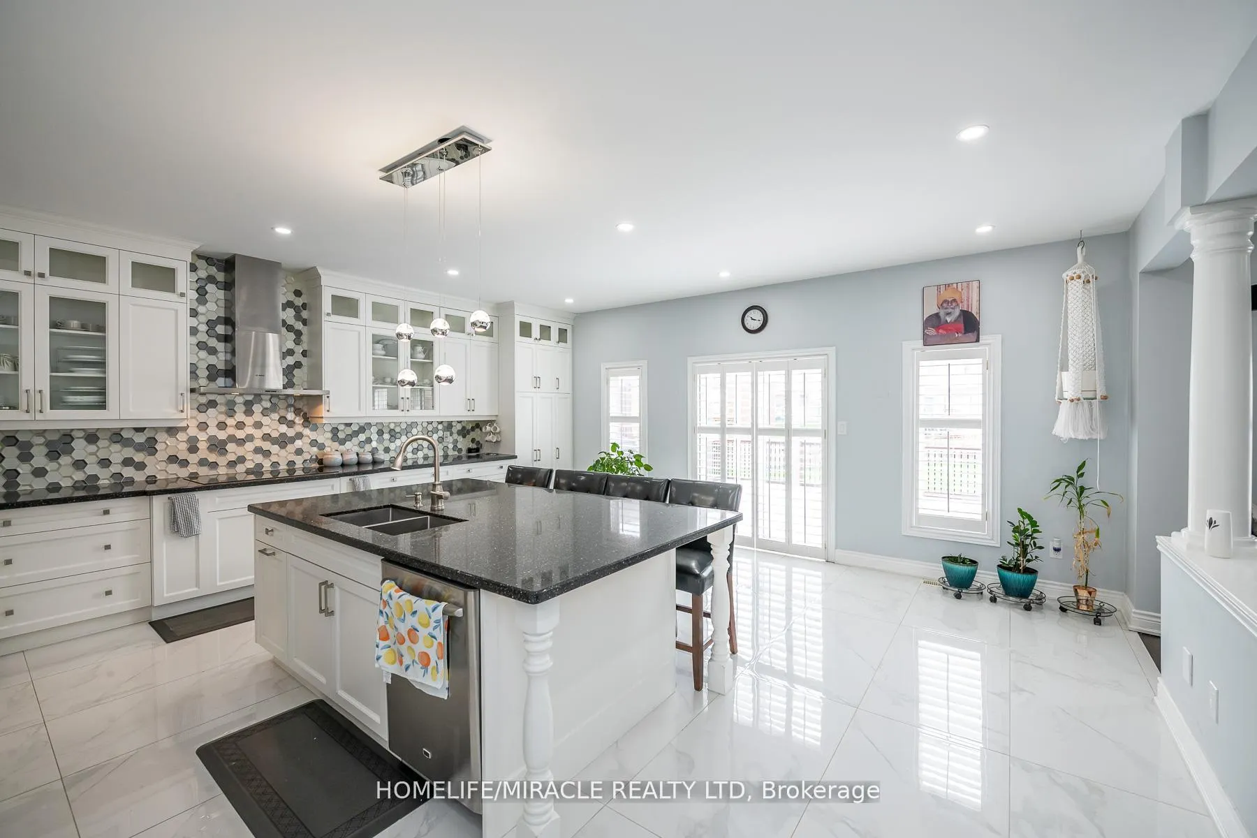 Photo 14 of 267 Penny Lane, Hamilton, Stoney Creek Mountain — HOMEH