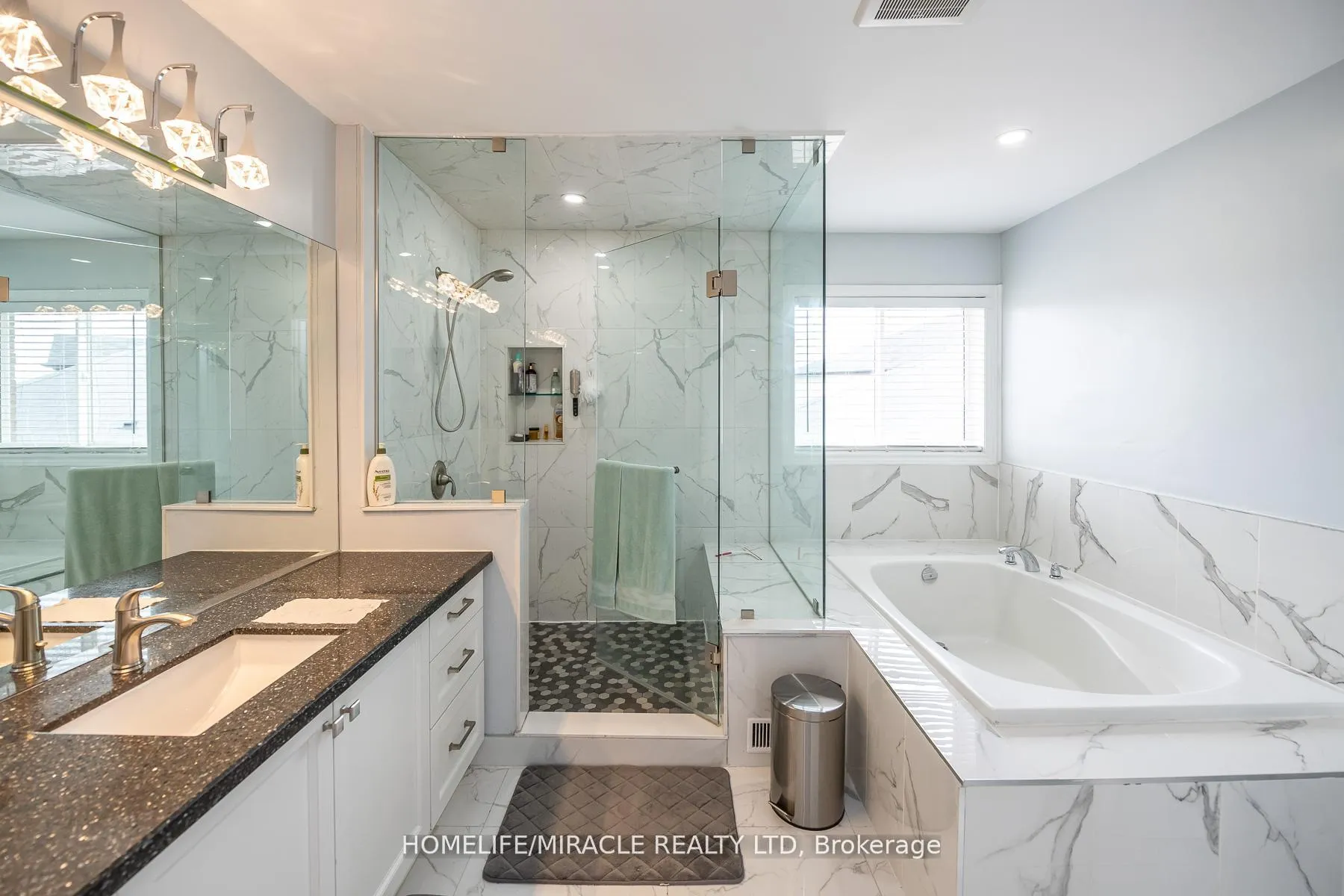 Photo 16 of 267 Penny Lane, Hamilton, Stoney Creek Mountain — HOMEH