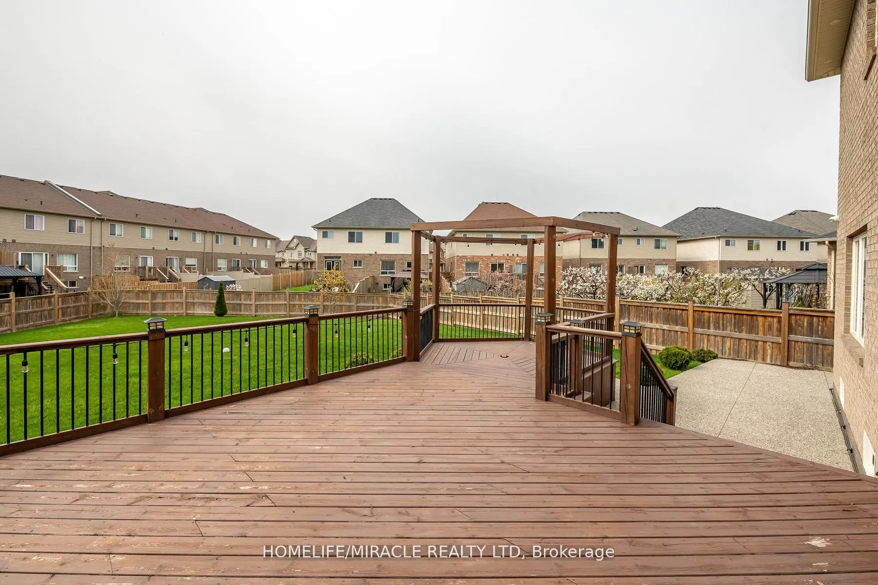 Photo 37 of 267 Penny Lane, Hamilton, Stoney Creek Mountain — HOMEH