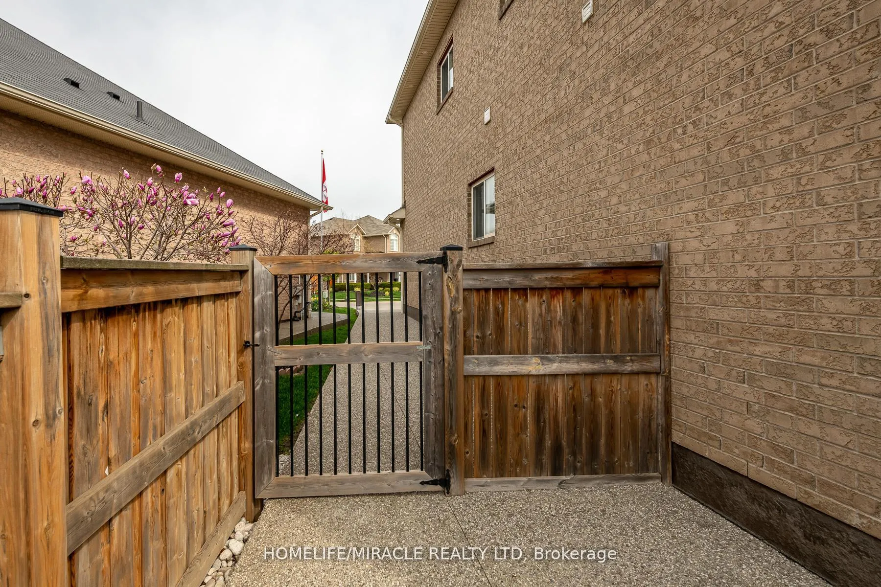 Photo 39 of 267 Penny Lane, Hamilton, Stoney Creek Mountain — HOMEH