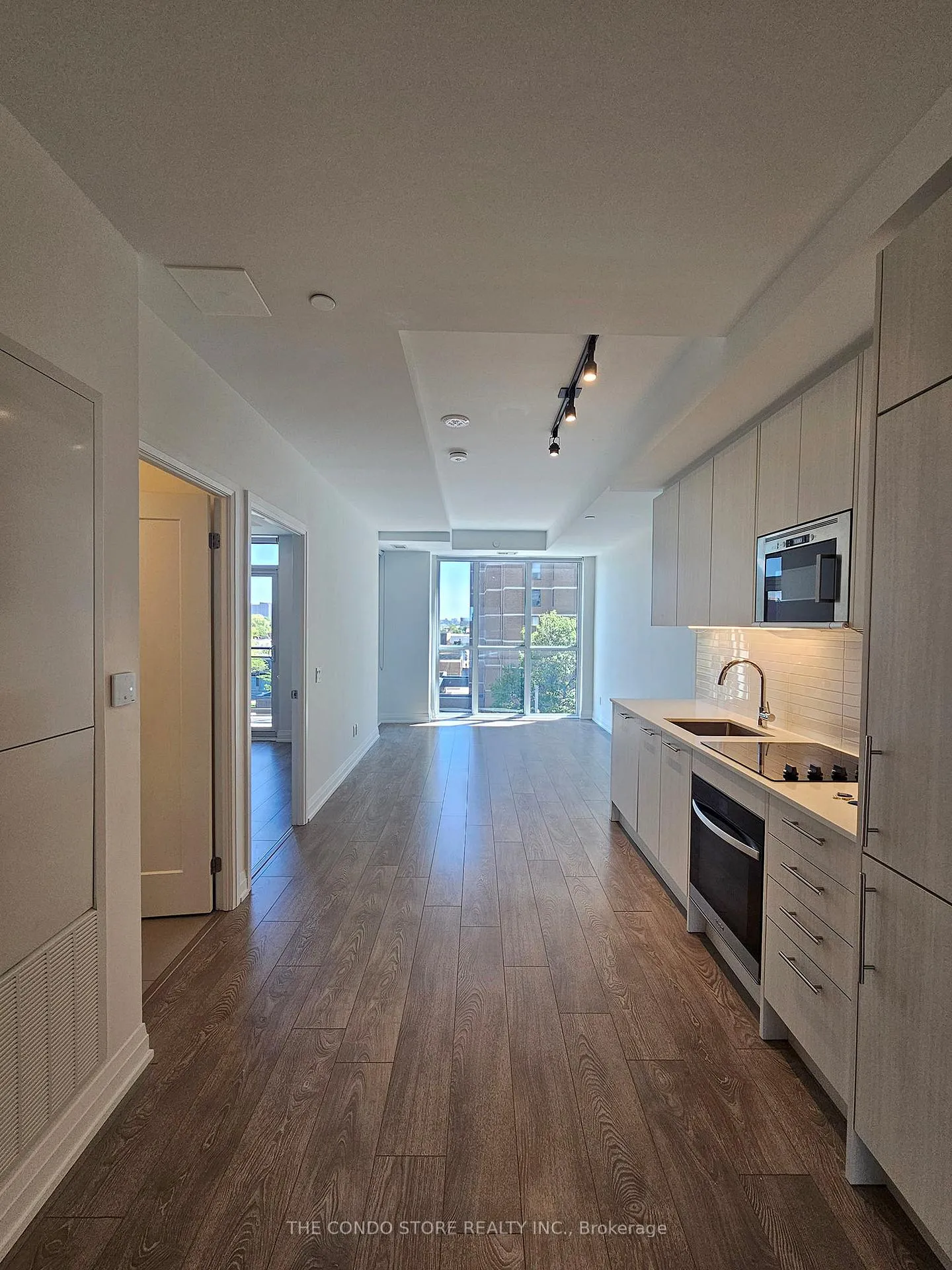 Photo 3 of Unit 406, 286 Main Street, Toronto, East End-Danforth — HOMEH