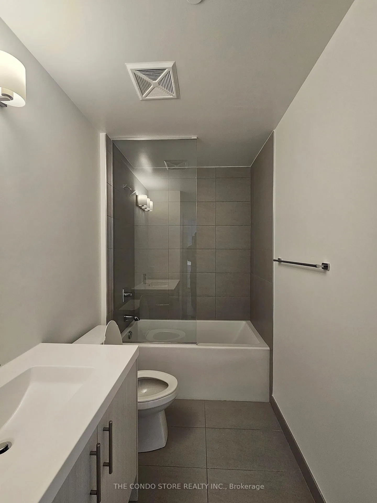 Photo 9 of Unit 406, 286 Main Street, Toronto, East End-Danforth — HOMEH