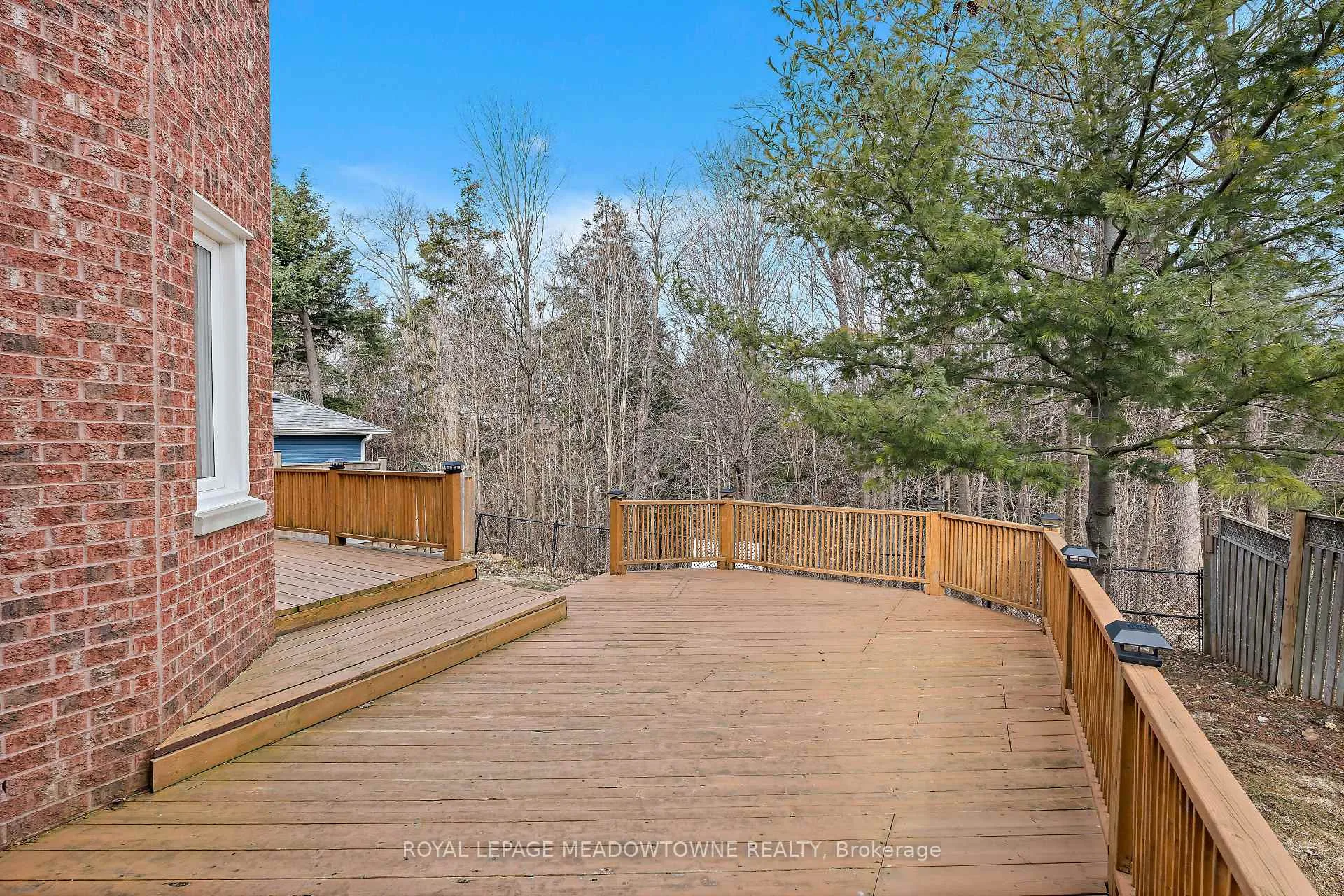 Photo 40 of 29 Hamilton Crescent, Halton Hills, Georgetown — HOMEH
