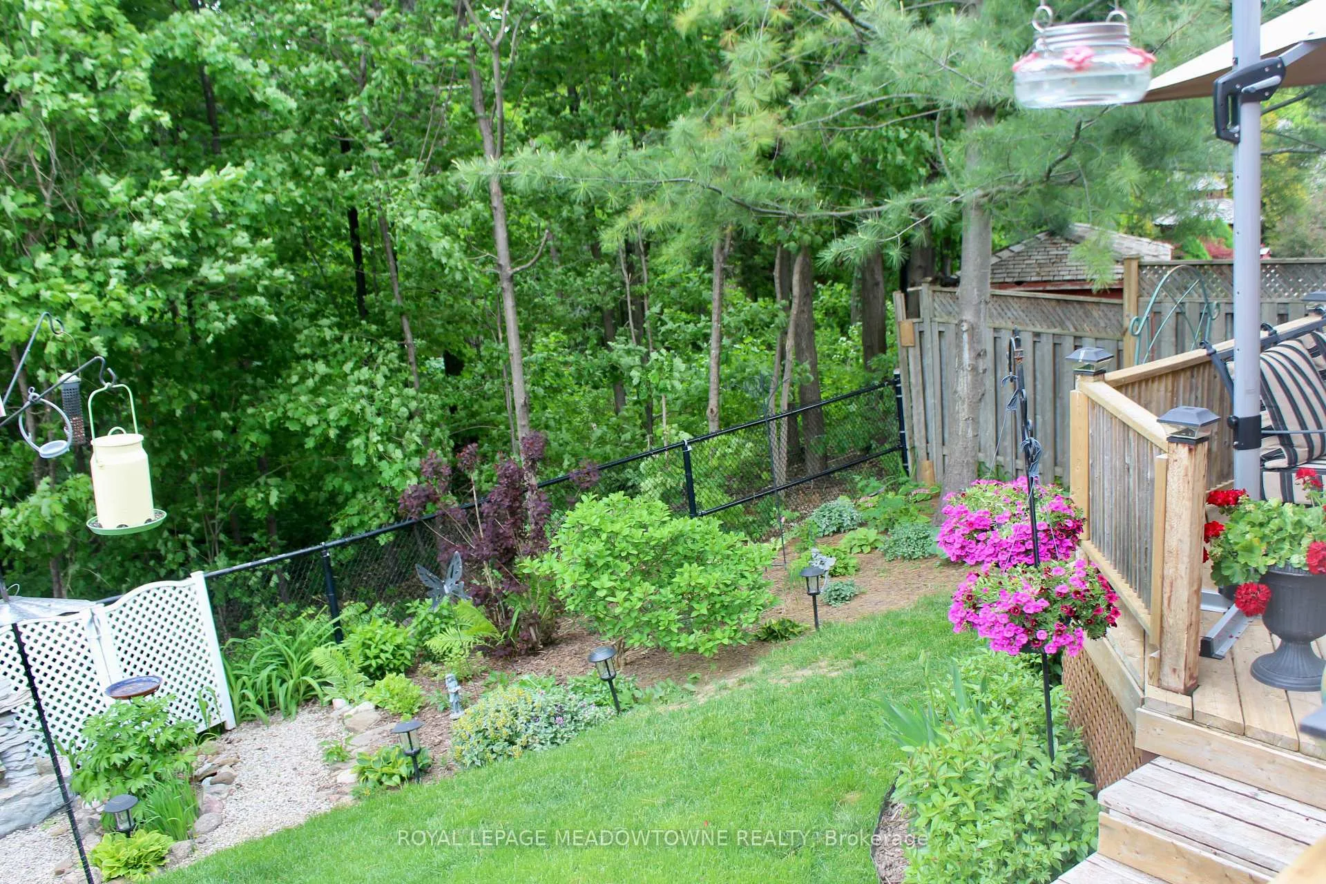 Photo 45 of 29 Hamilton Crescent, Halton Hills, Georgetown — HOMEH