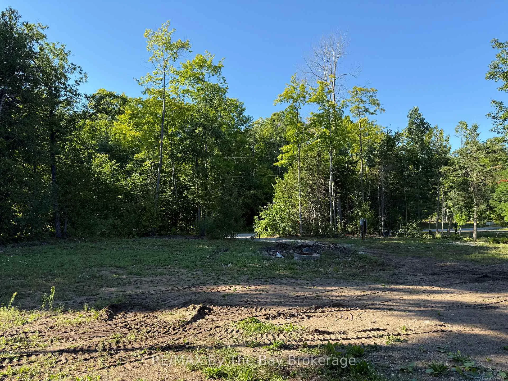 Photo 10 of 909 17 Concession, Tiny, Rural Tiny — HOMEH