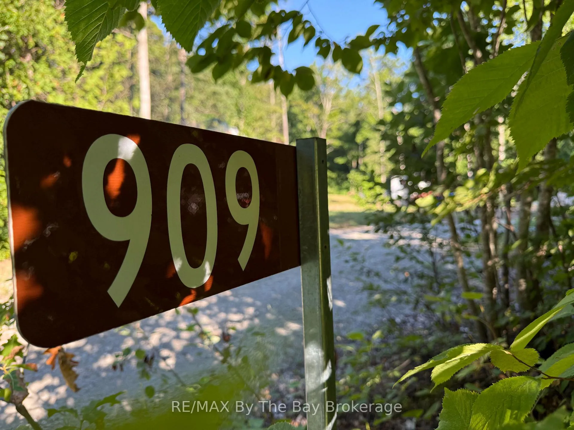 Photo 13 of 909 17 Concession, Tiny, Rural Tiny — HOMEH