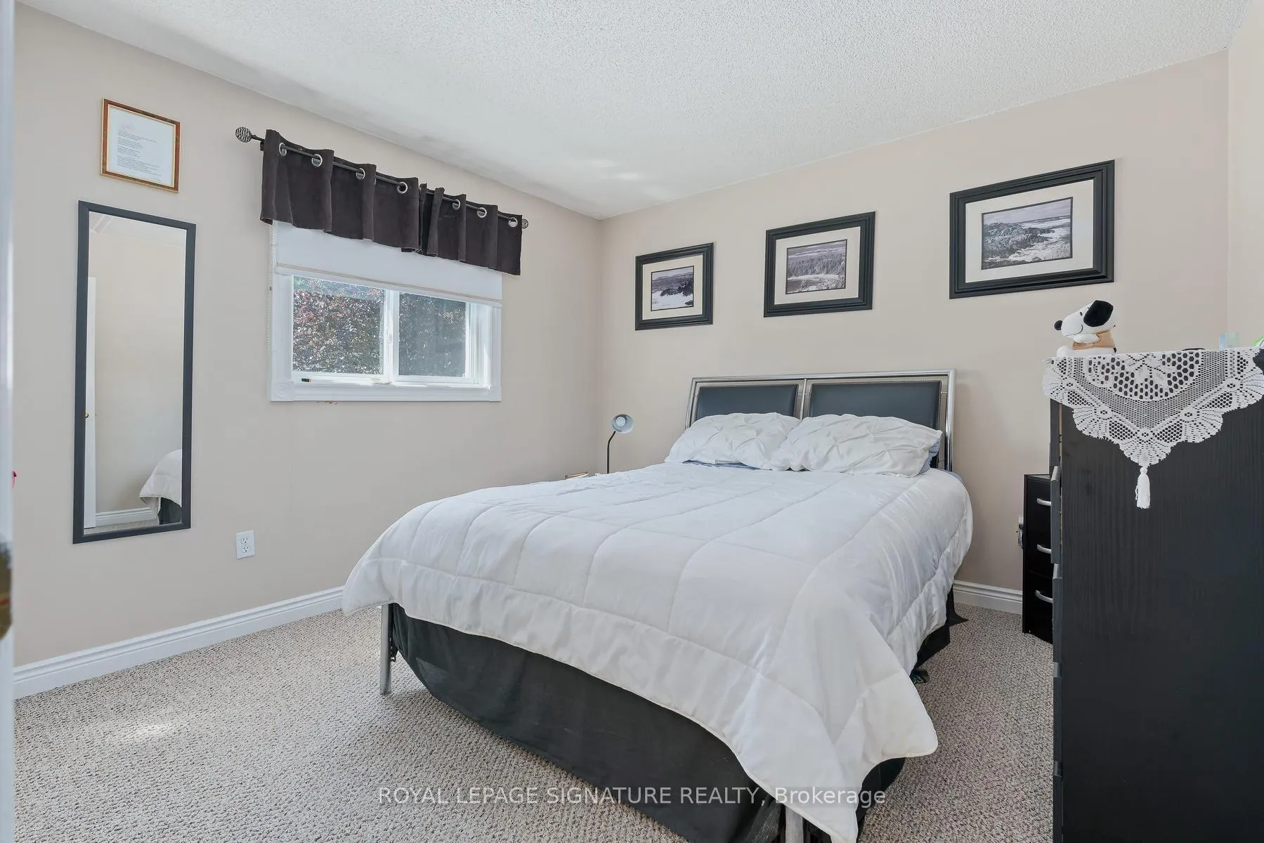 Photo 13 of 29 Newport Avenue, Clarington, Courtice — HOMEH