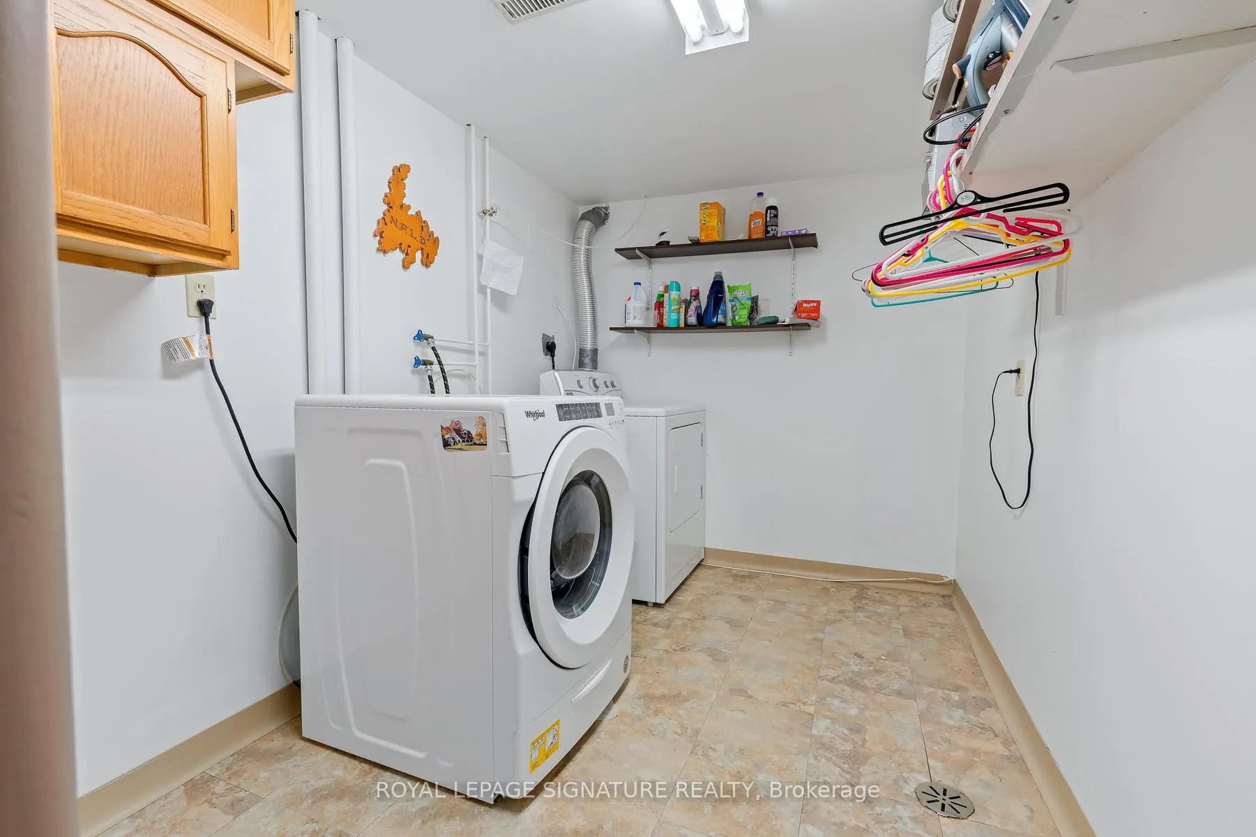 Photo 20 of 29 Newport Avenue, Clarington, Courtice — HOMEH