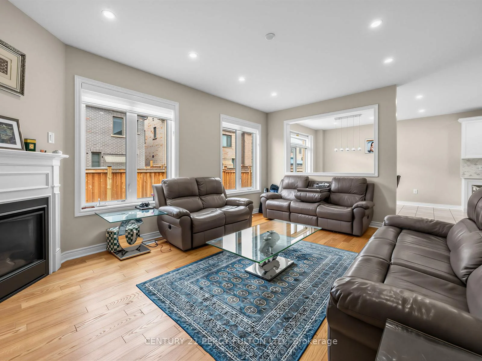 Photo 6 of 54 Farringdon Crescent, Brampton, Northwest Brampton — HOMEH