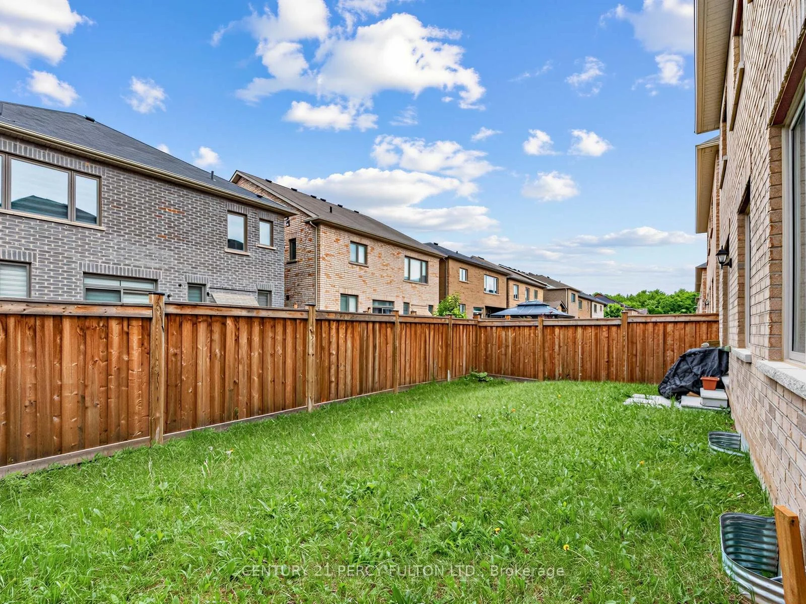 Photo 34 of 54 Farringdon Crescent, Brampton, Northwest Brampton — HOMEH