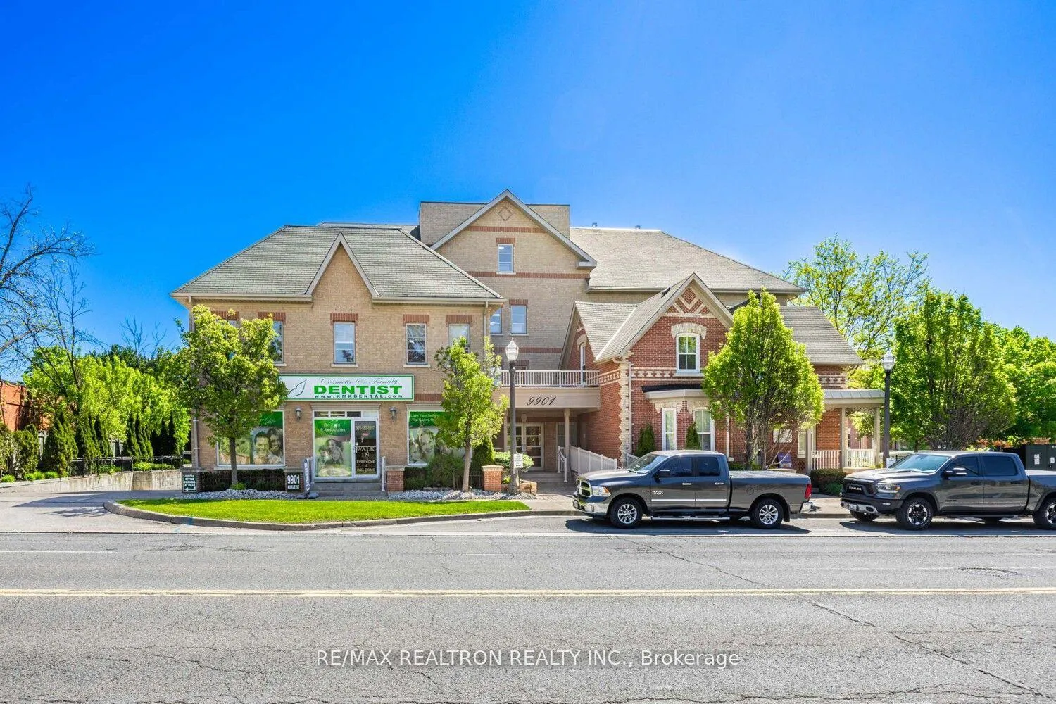 Photo of Unit 207, 9901 Keele Street