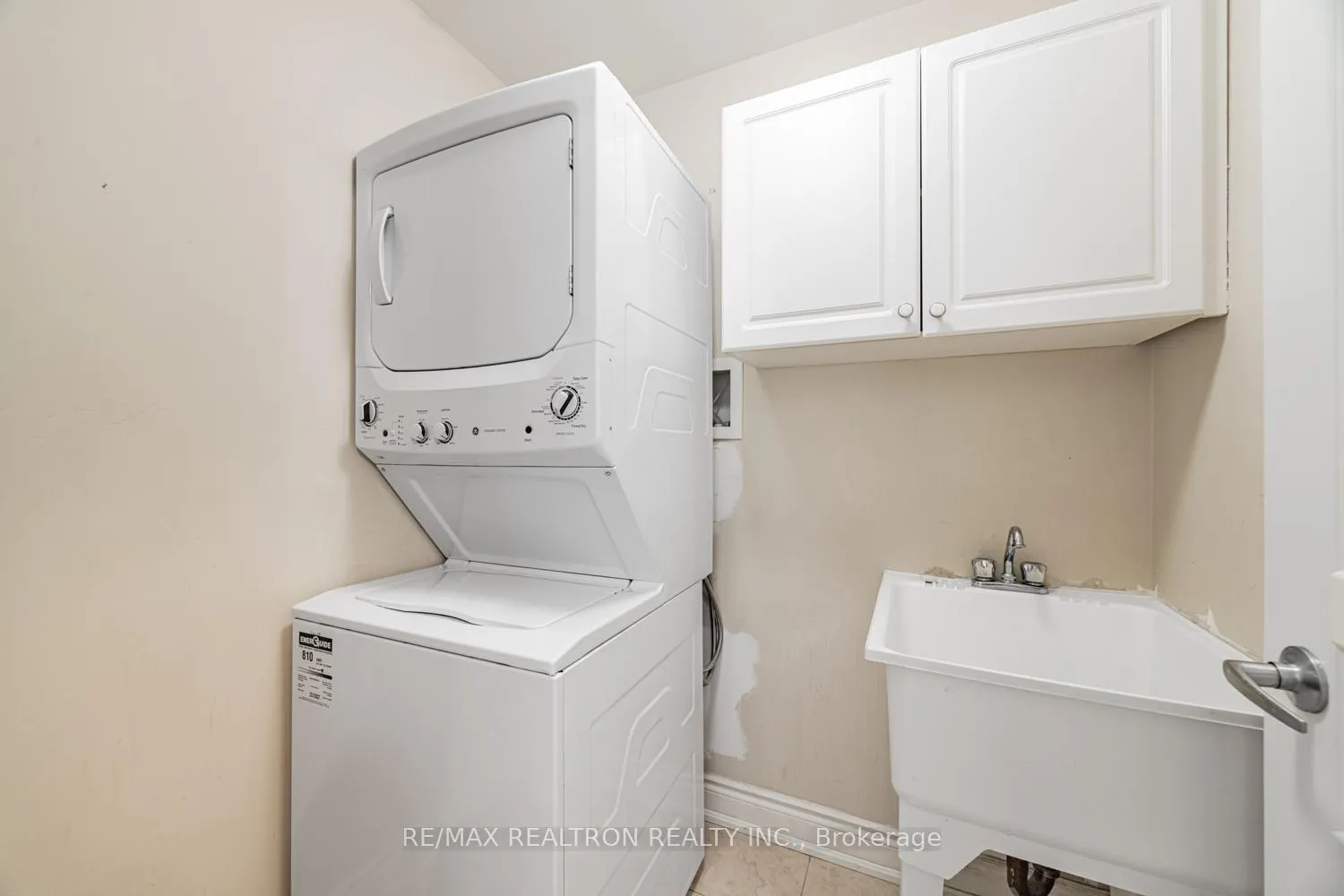 Photo 17 of Unit 207, 9901 Keele Street, Vaughan, Maple — HOMEH