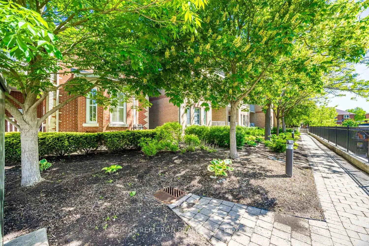 Photo 20 of Unit 207, 9901 Keele Street, Vaughan, Maple — HOMEH