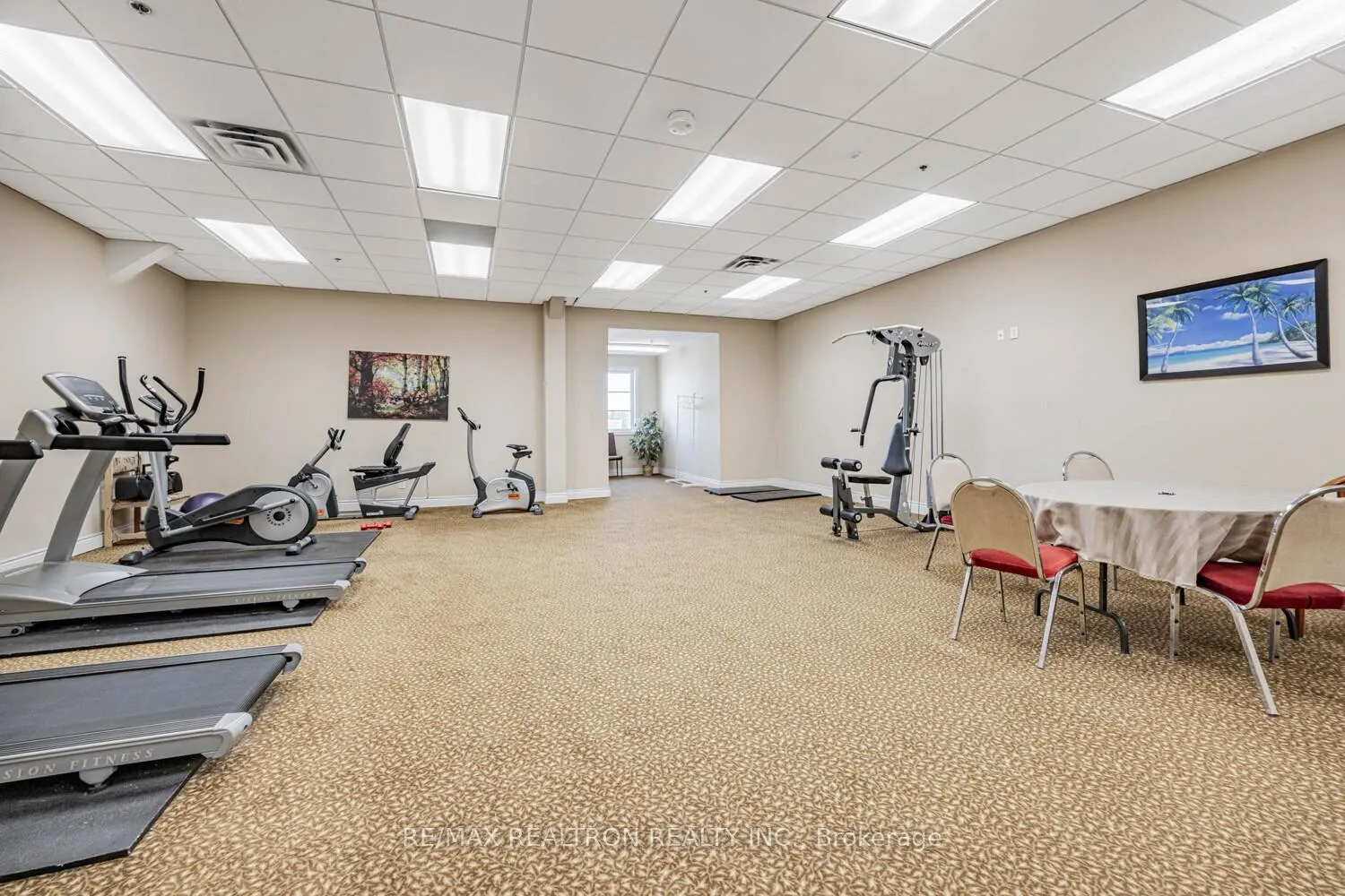 Photo 23 of Unit 207, 9901 Keele Street, Vaughan, Maple — HOMEH