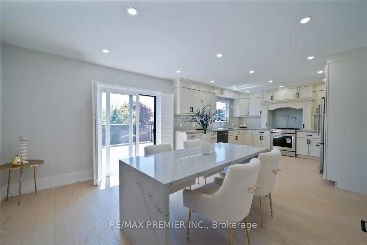Photo 17 of 157 Jeanne Drive, Vaughan, East Woodbridge — HOMEH