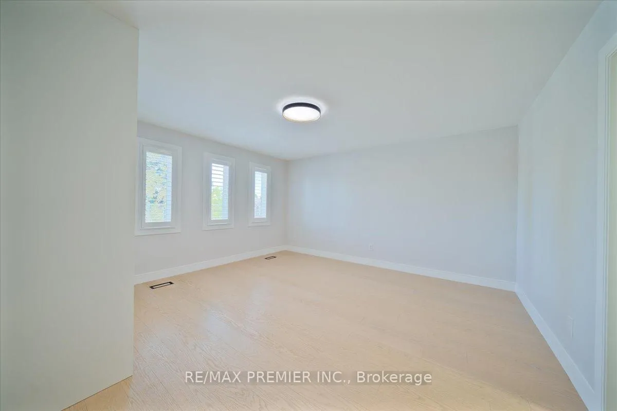 Photo 26 of 157 Jeanne Drive, Vaughan, East Woodbridge — HOMEH