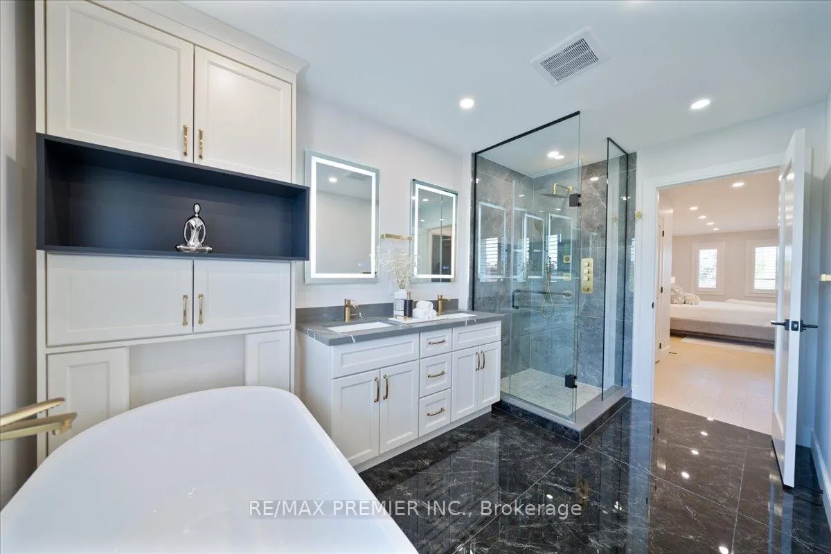 Photo 32 of 157 Jeanne Drive, Vaughan, East Woodbridge — HOMEH