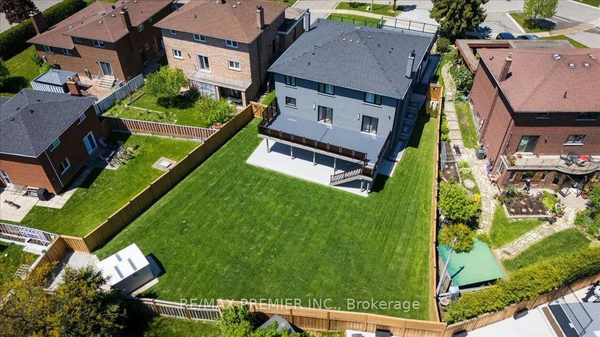Photo 47 of 157 Jeanne Drive, Vaughan, East Woodbridge — HOMEH