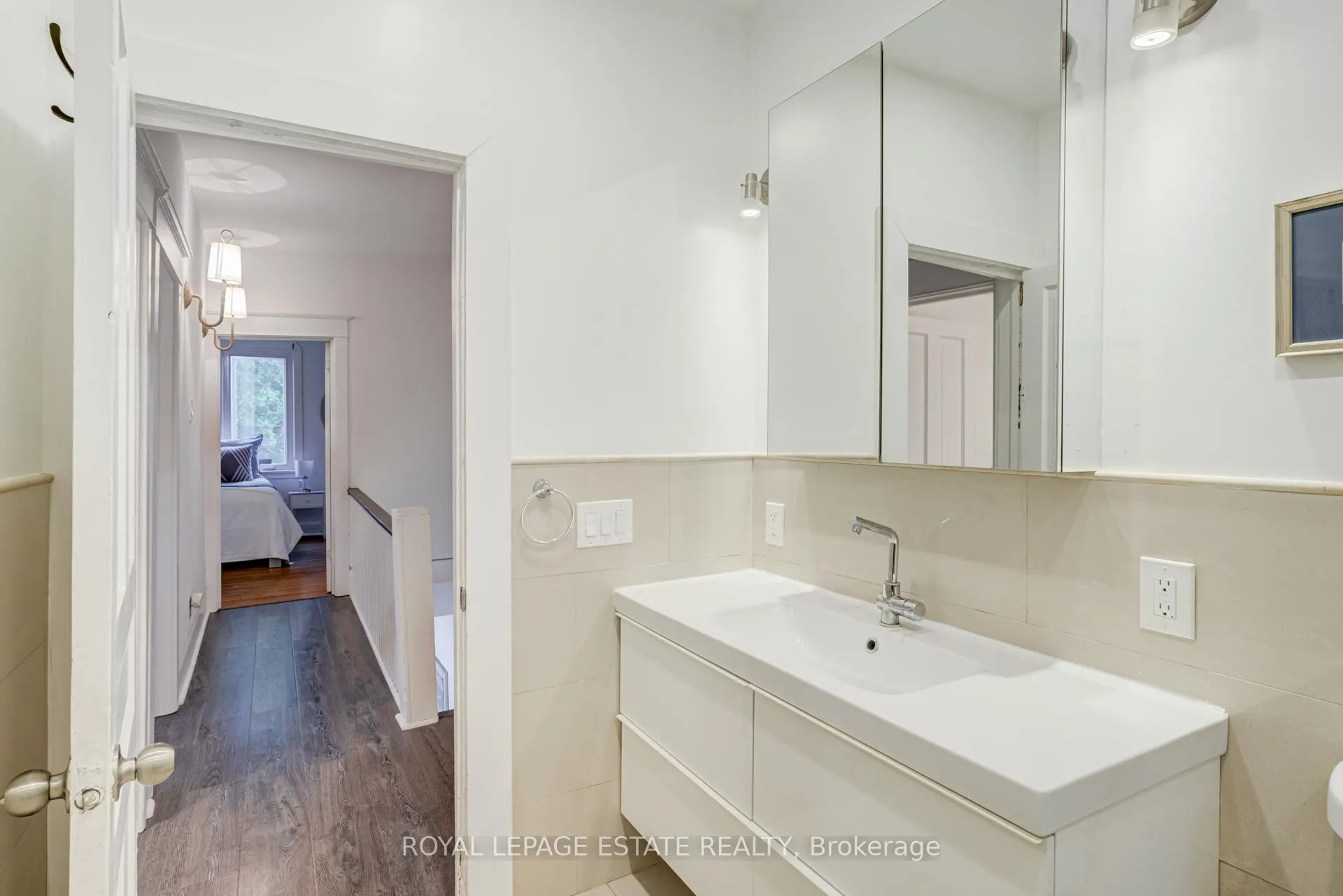 Photo 23 of 47 Bowmore Road, Toronto, Woodbine Corridor — HOMEH