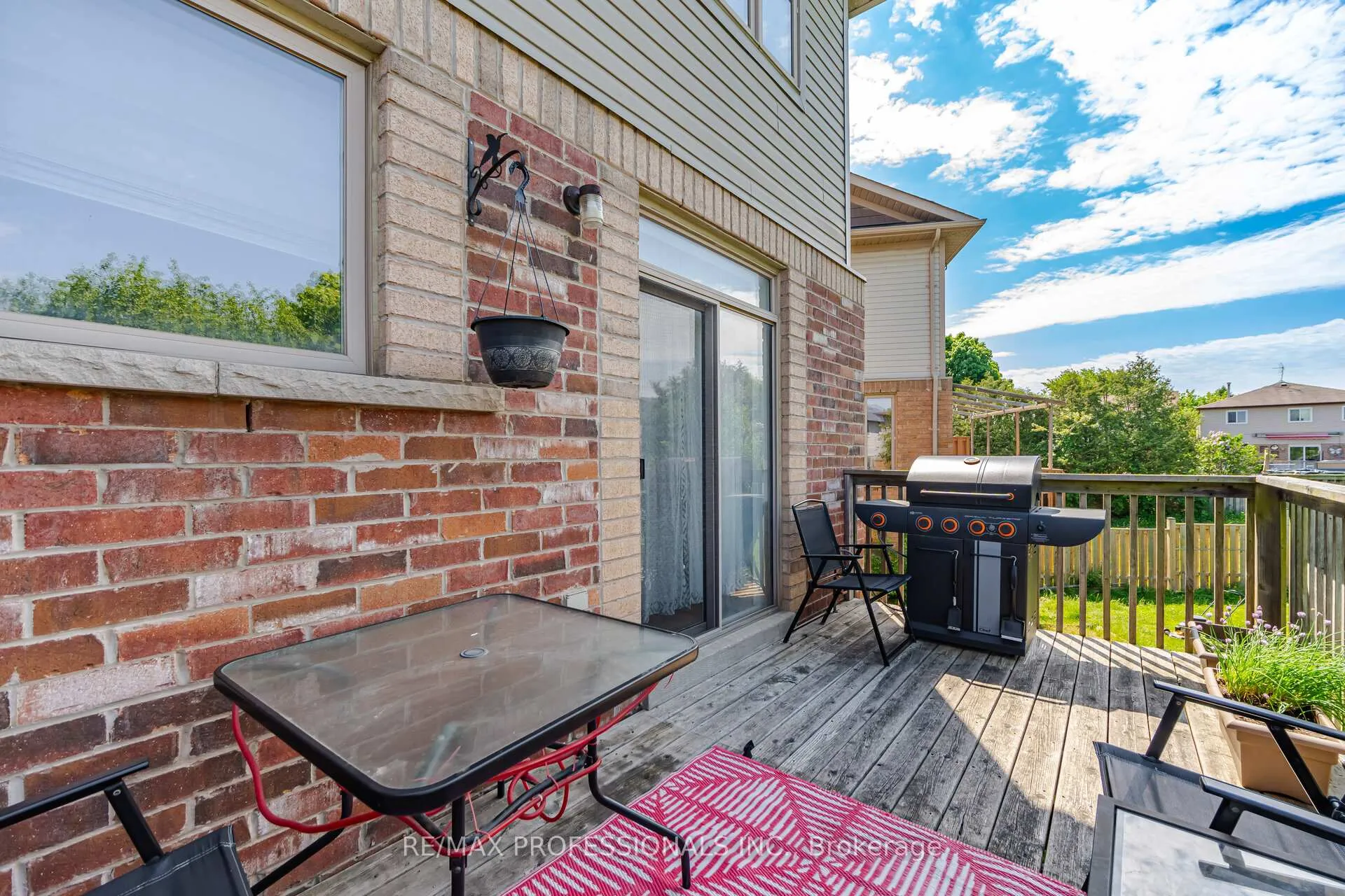 Photo 16 of Unit MAIN & 2ND, 45 Horton Street, Ajax, Central East — HOMEH