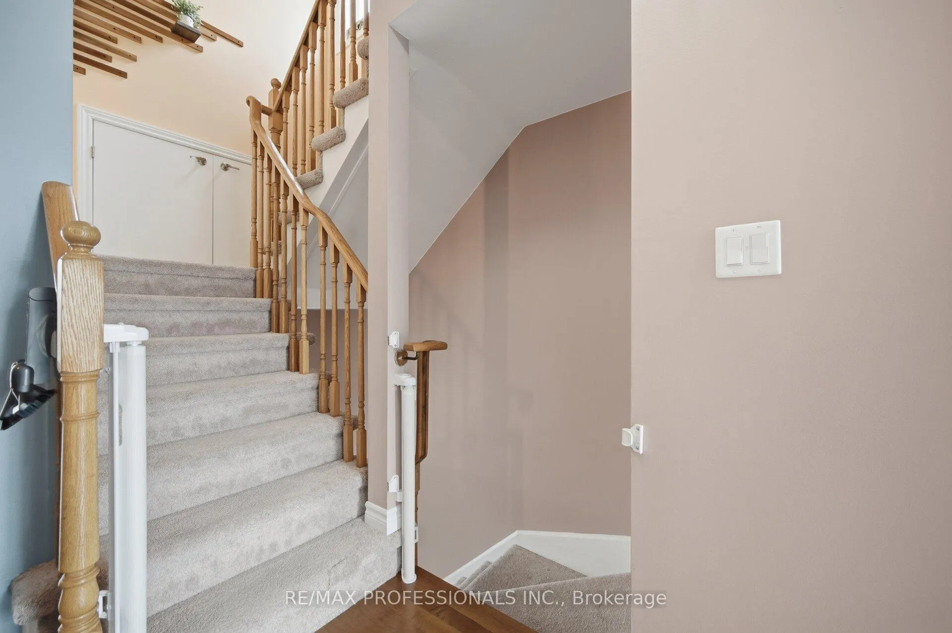 Photo 20 of Unit MAIN & 2ND, 45 Horton Street, Ajax, Central East — HOMEH