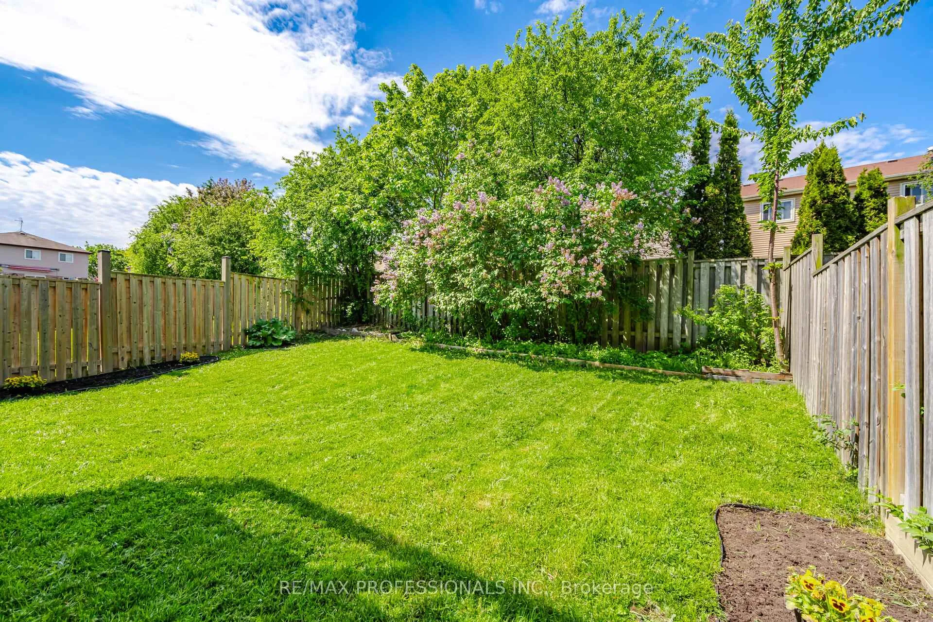 Photo 32 of Unit MAIN & 2ND, 45 Horton Street, Ajax, Central East — HOMEH