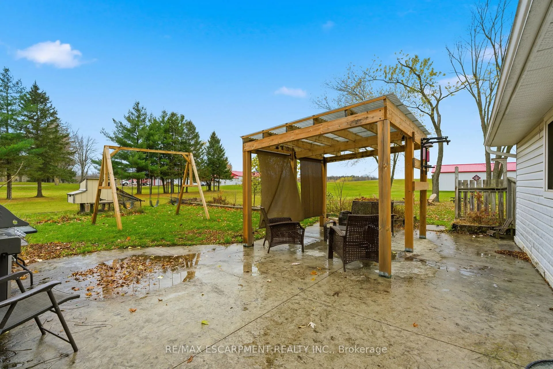 Photo 30 of 945 Regional Road 97, Hamilton, Rural Flamborough — HOMEH