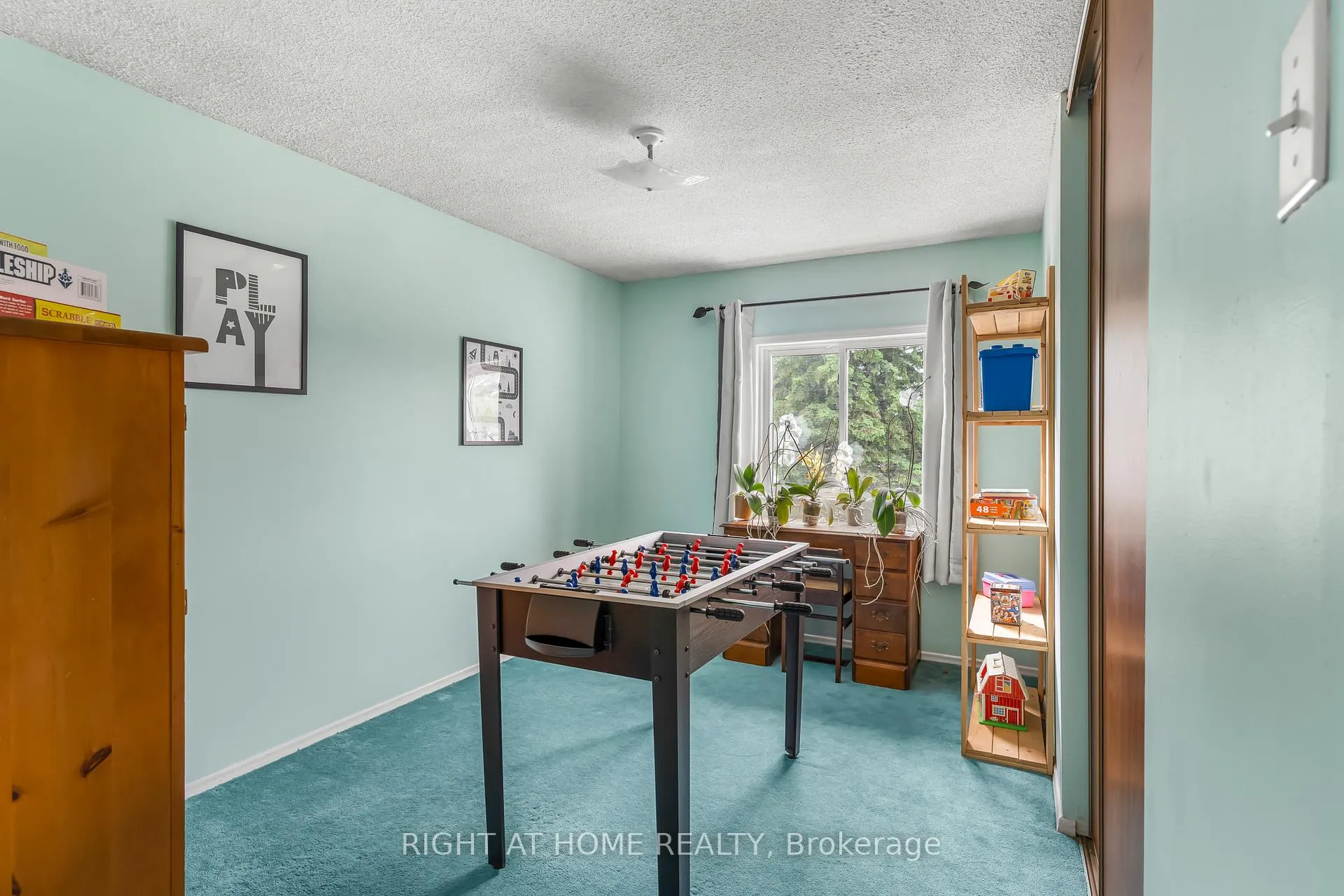 Photo 19 of 40 Colbeck Crescent, New Tecumseth, Alliston — HOMEH