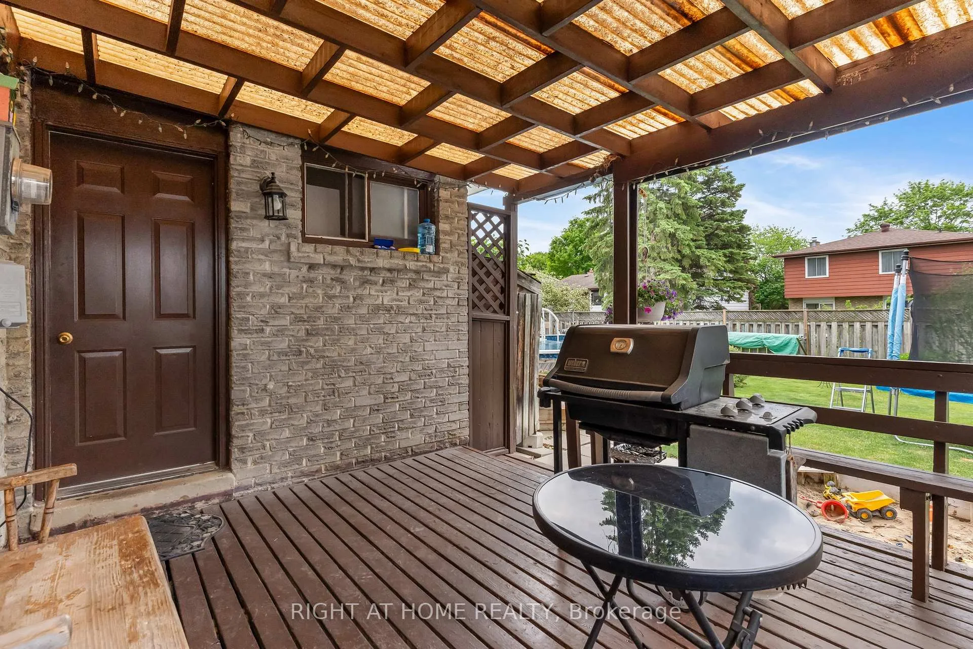 Photo 27 of 40 Colbeck Crescent, New Tecumseth, Alliston — HOMEH
