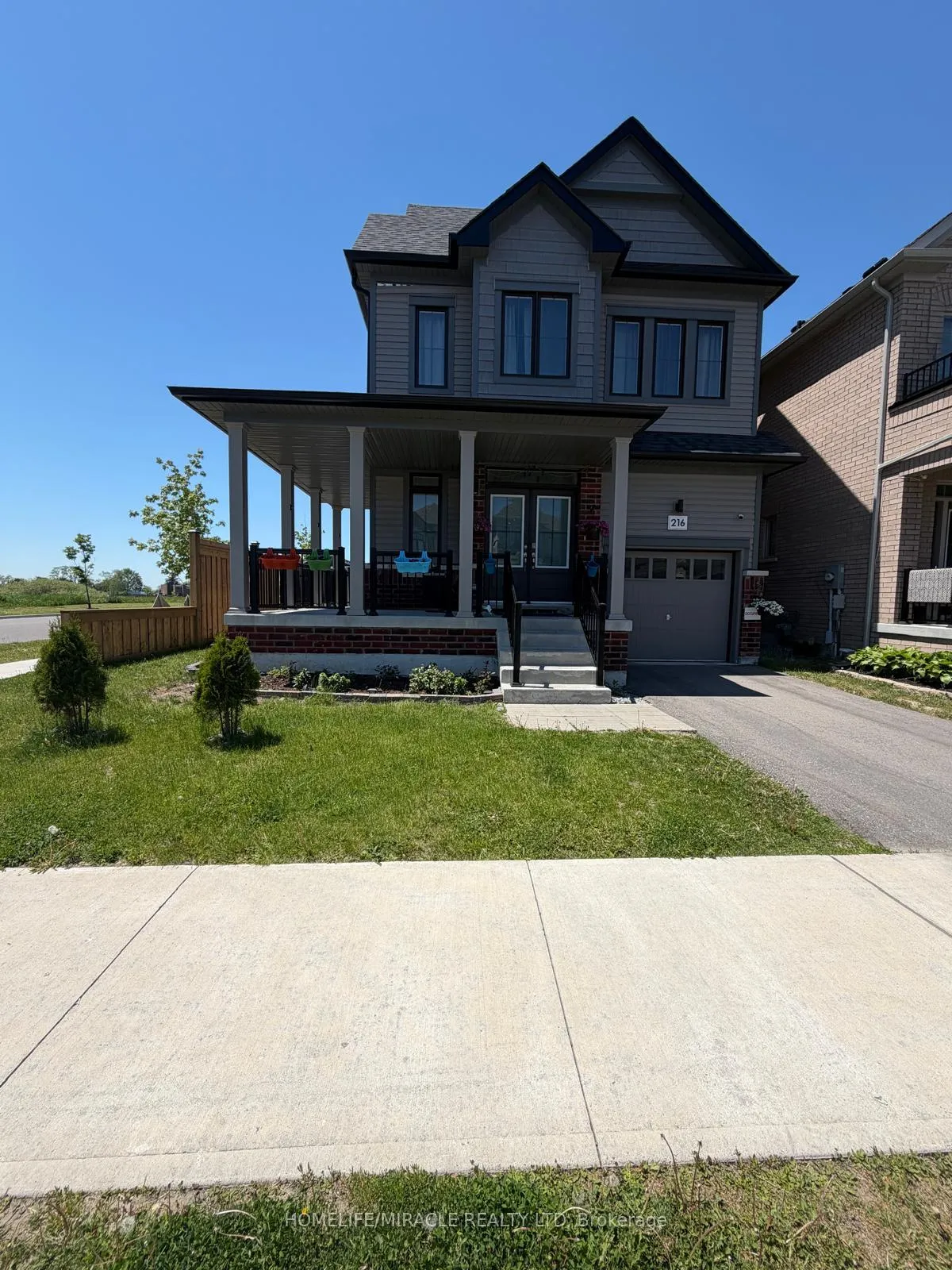 Photo 1 of 216 Fleetwood Drive, Oshawa, Eastdale — HOMEH