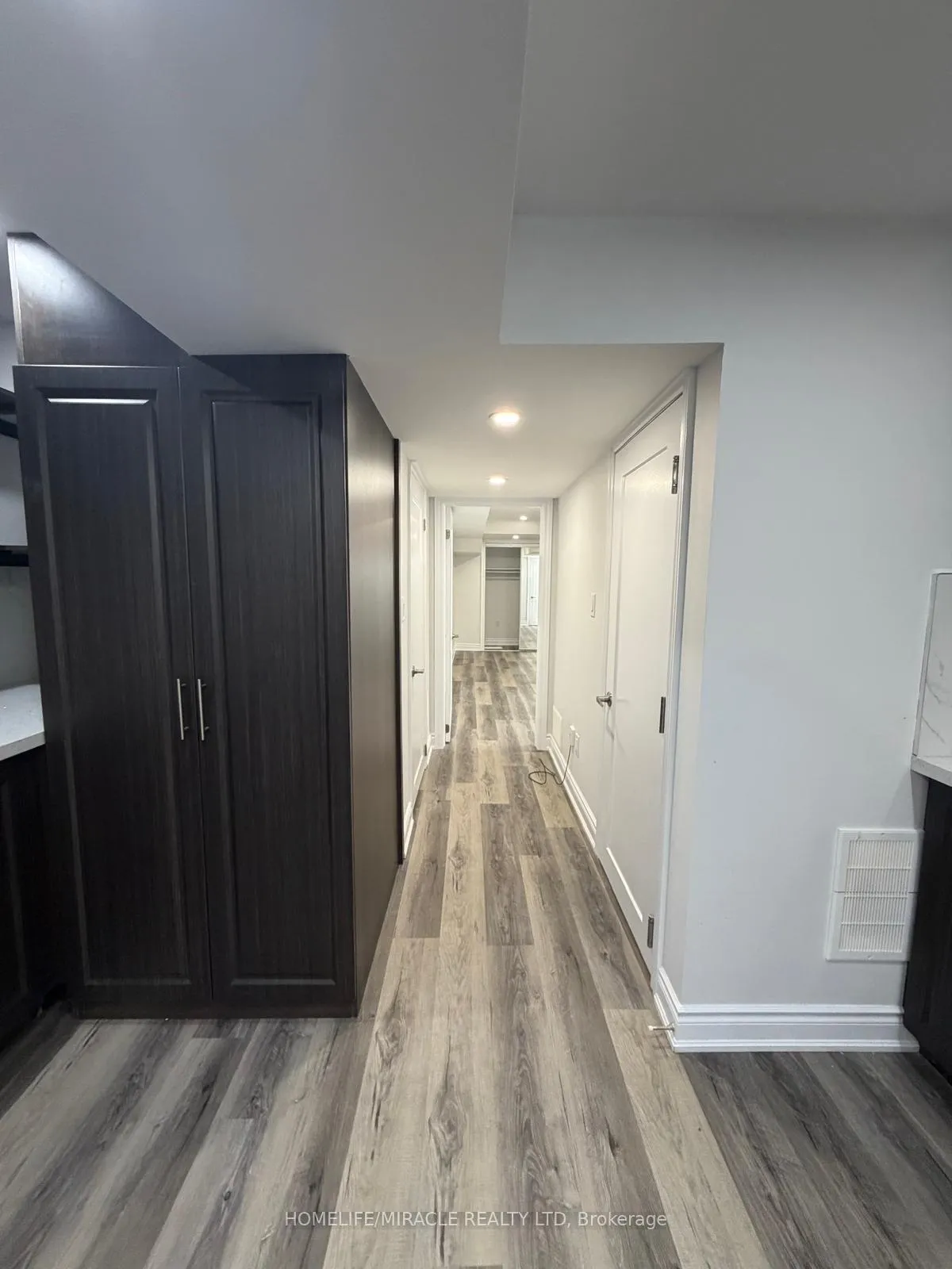 Photo 14 of 216 Fleetwood Drive, Oshawa, Eastdale — HOMEH