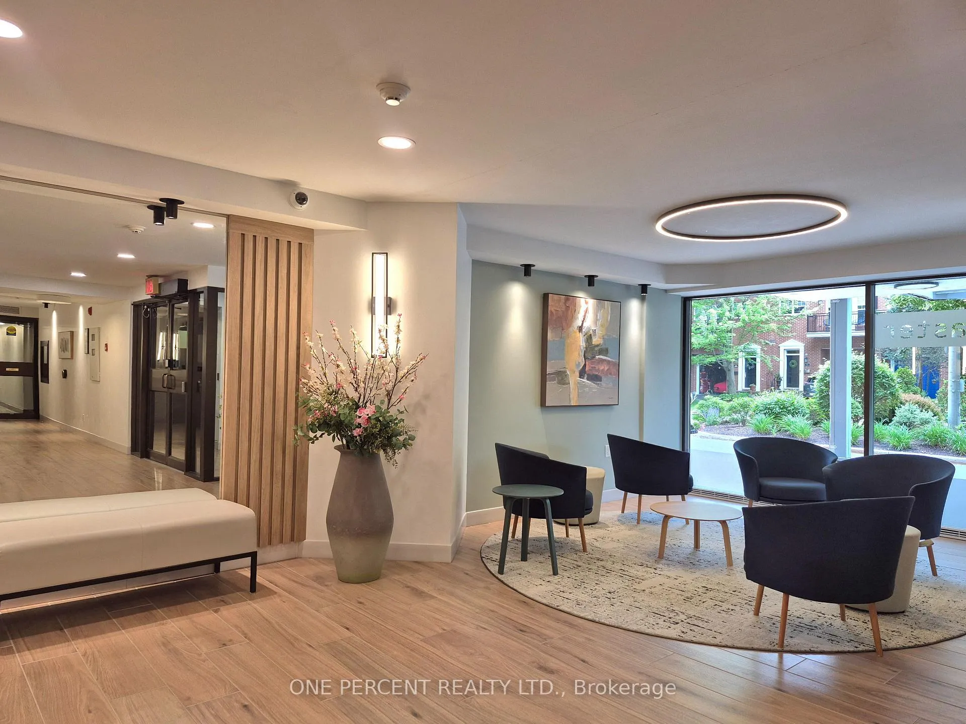 Photo 3 of Unit 408, 225 Alvin Road, Ottawa, Manor Park — HOMEH