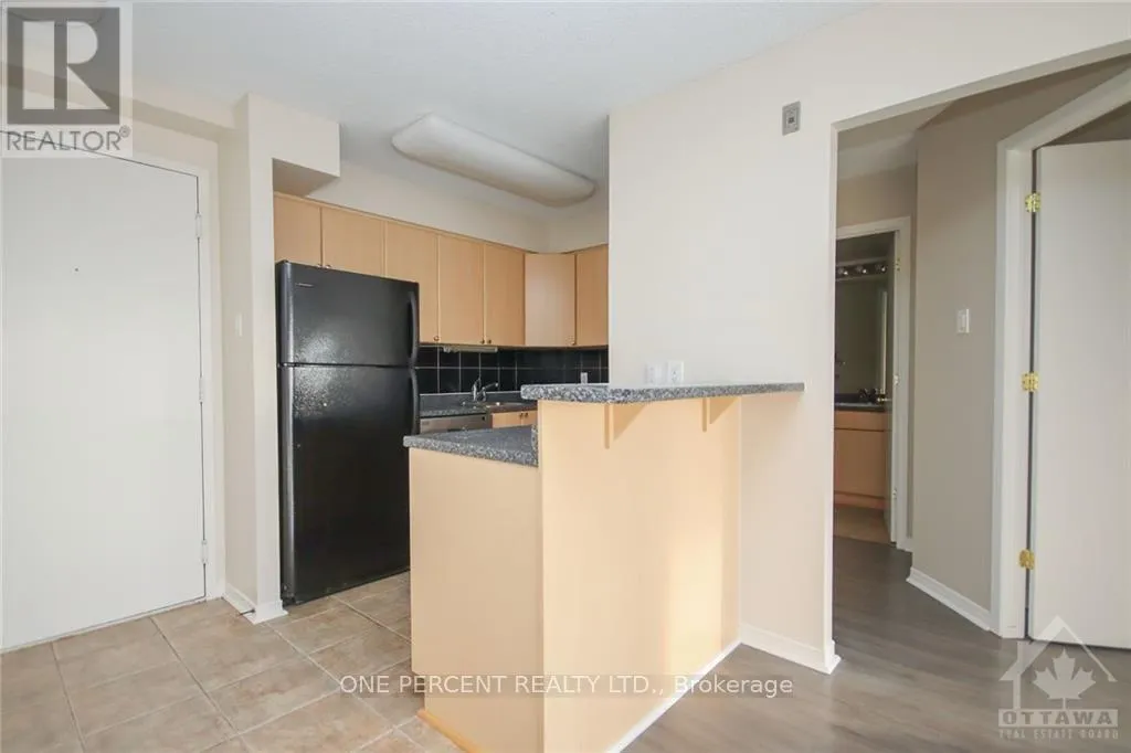 Photo 6 of Unit 408, 225 Alvin Road, Ottawa, Manor Park — HOMEH