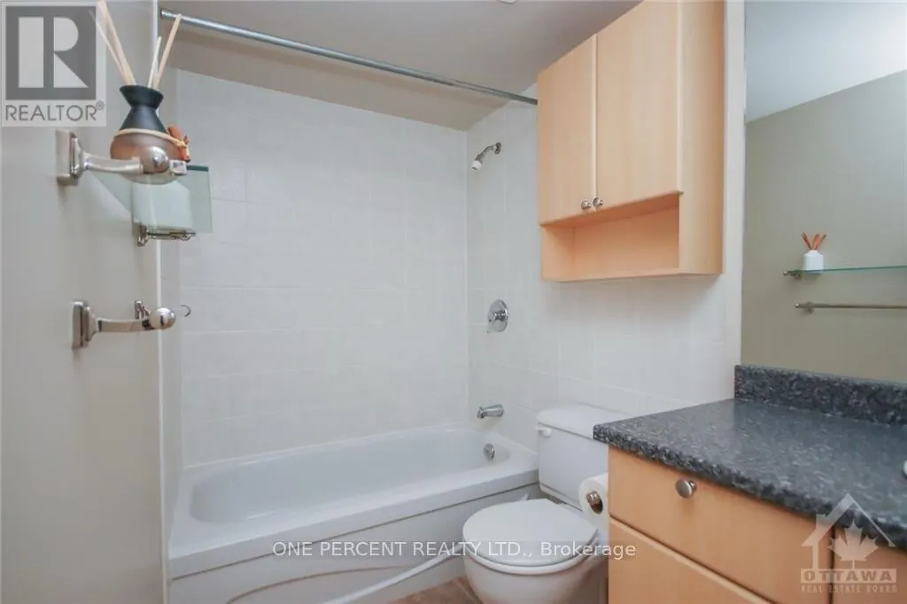 Photo 9 of Unit 408, 225 Alvin Road, Ottawa, Manor Park — HOMEH