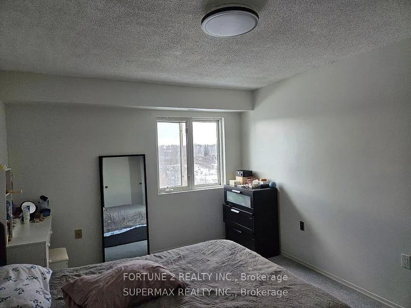 Photo 3 of Unit 1008, 858 Commissioners Road, London, South H — HOMEH