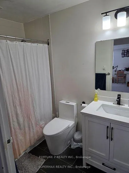 Photo 4 of Unit 1008, 858 Commissioners Road, London, South H — HOMEH